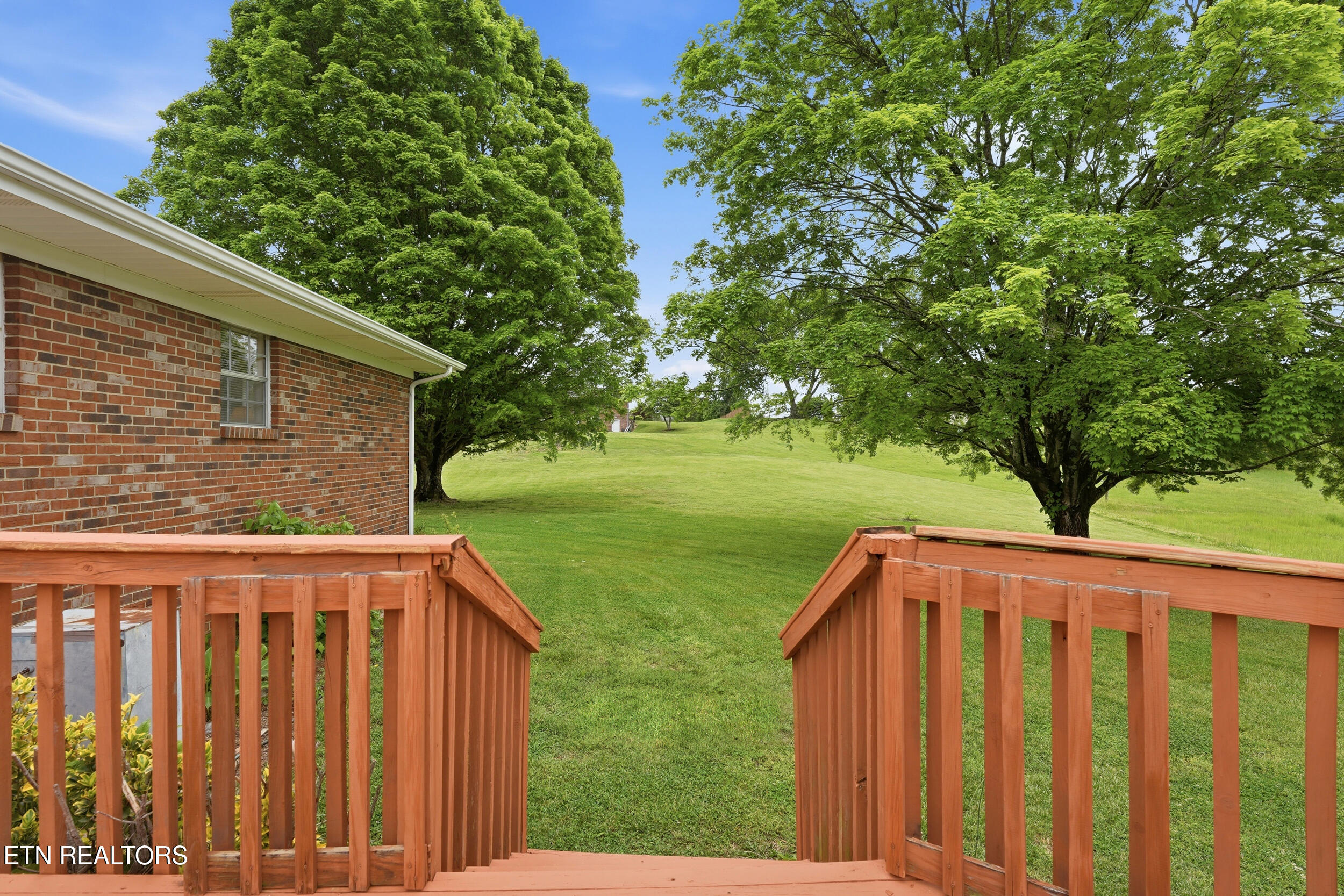355 Crock Road Loudon TN 37774