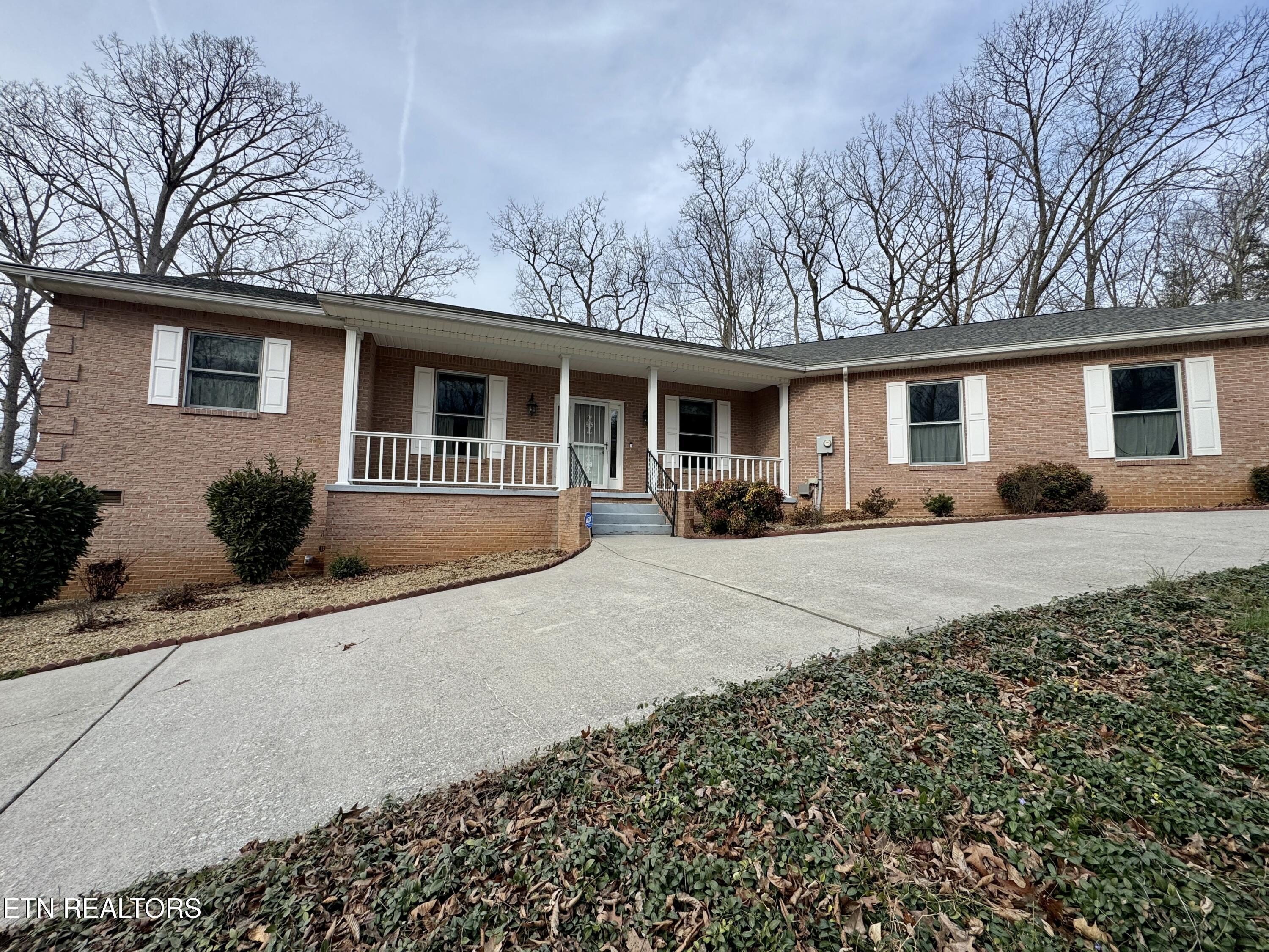 157 Tanglewood Lane Kingston TN 37763