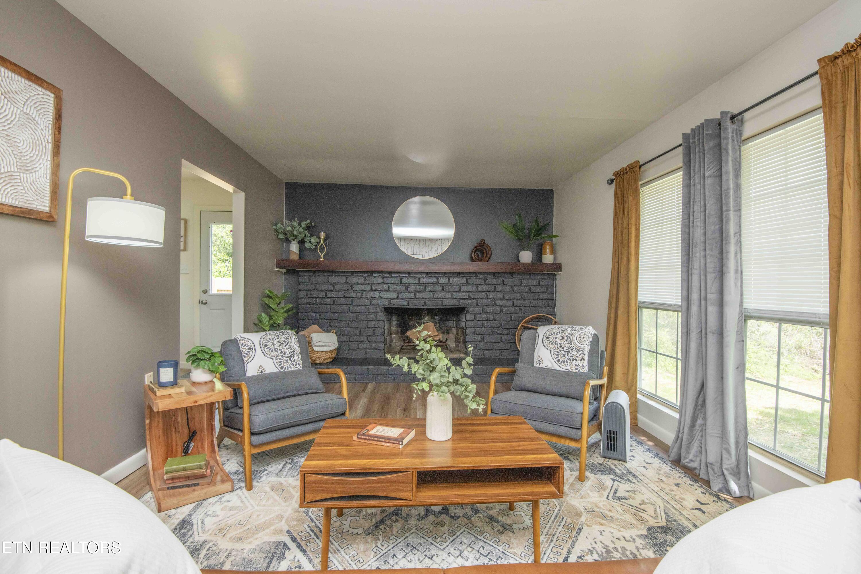 1305 Holmouth Lane Knoxville TN 37914
