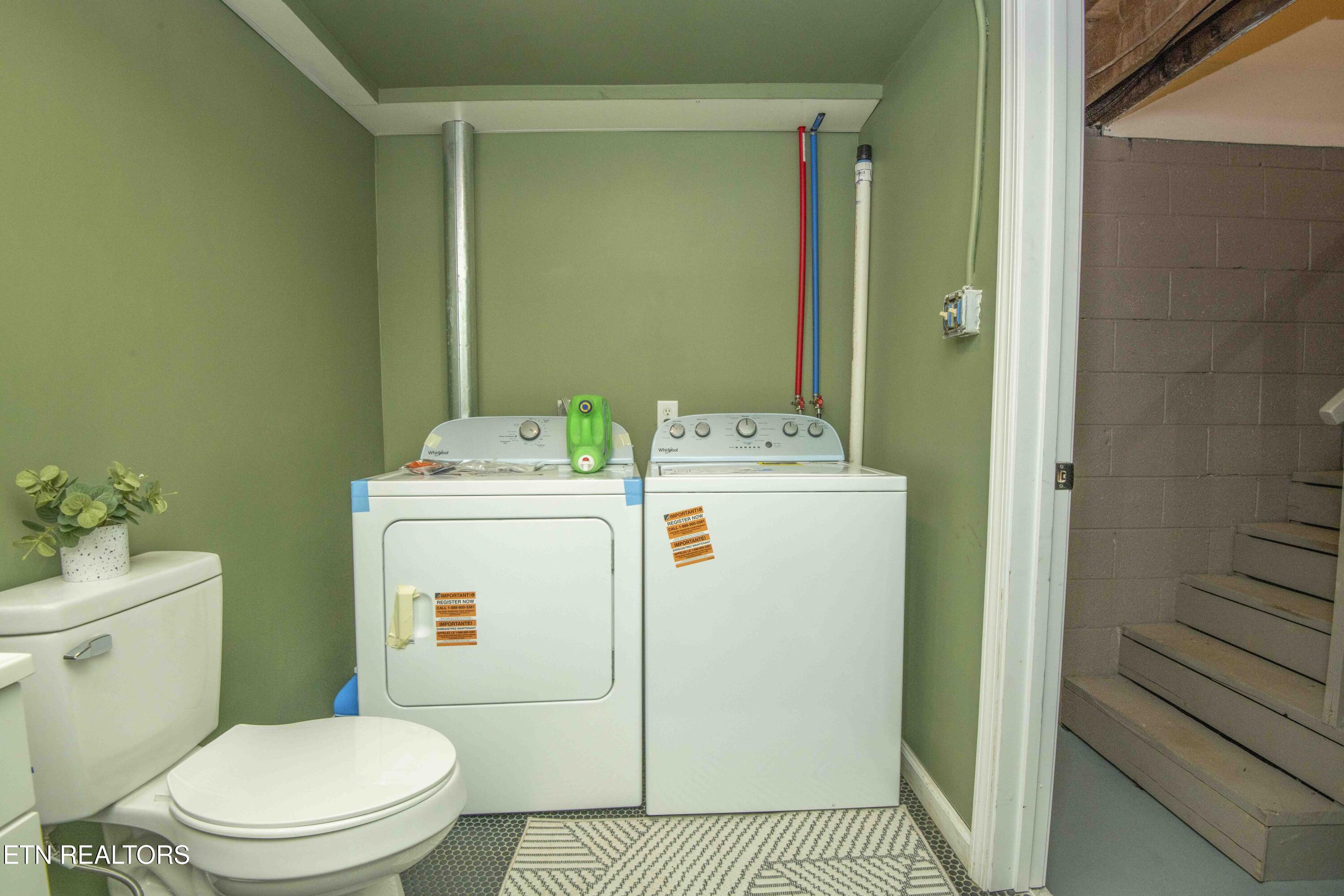 1305 Holmouth Lane Knoxville TN 37914