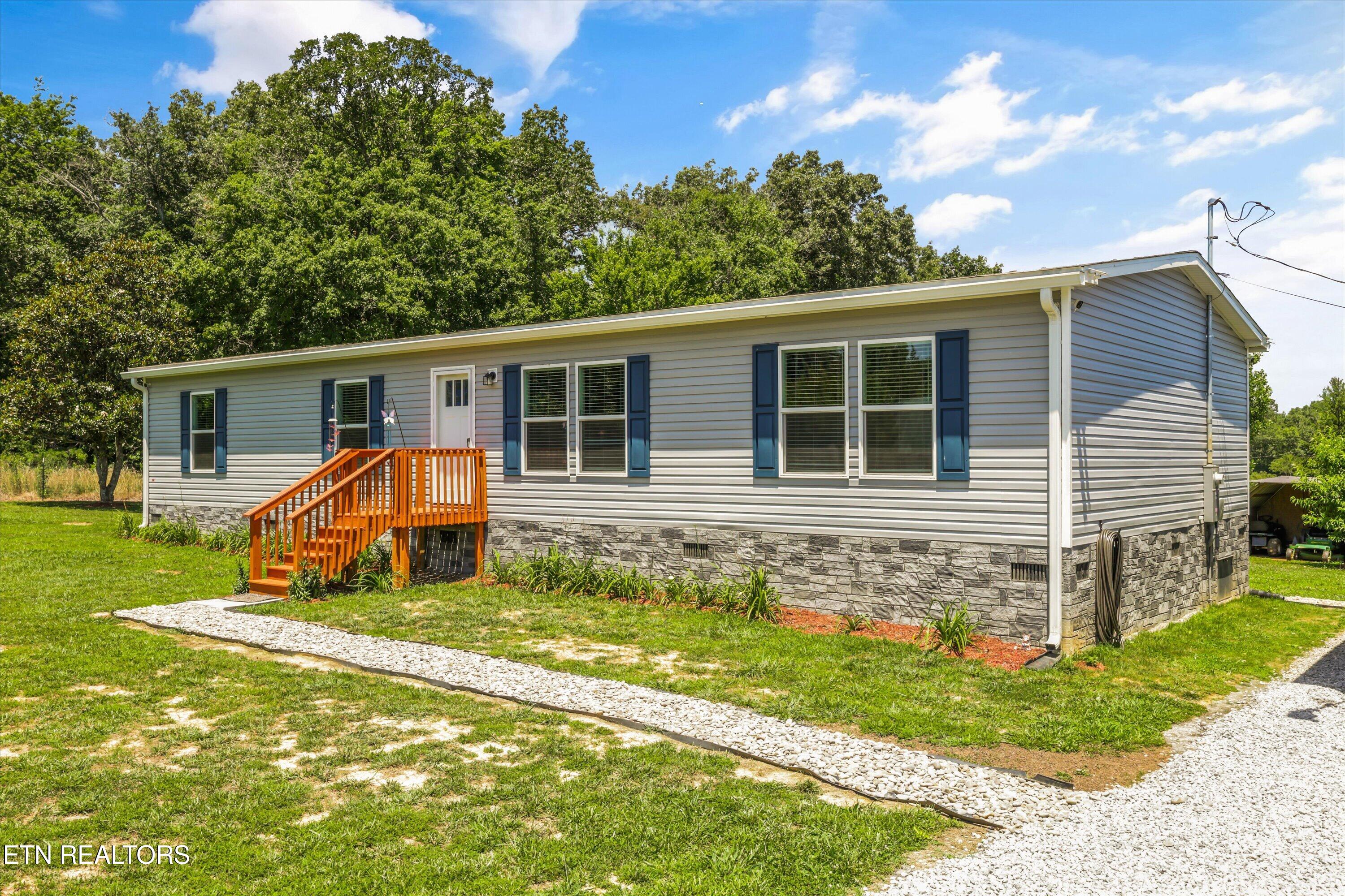 158 Frankfort Road Lancing TN 37770