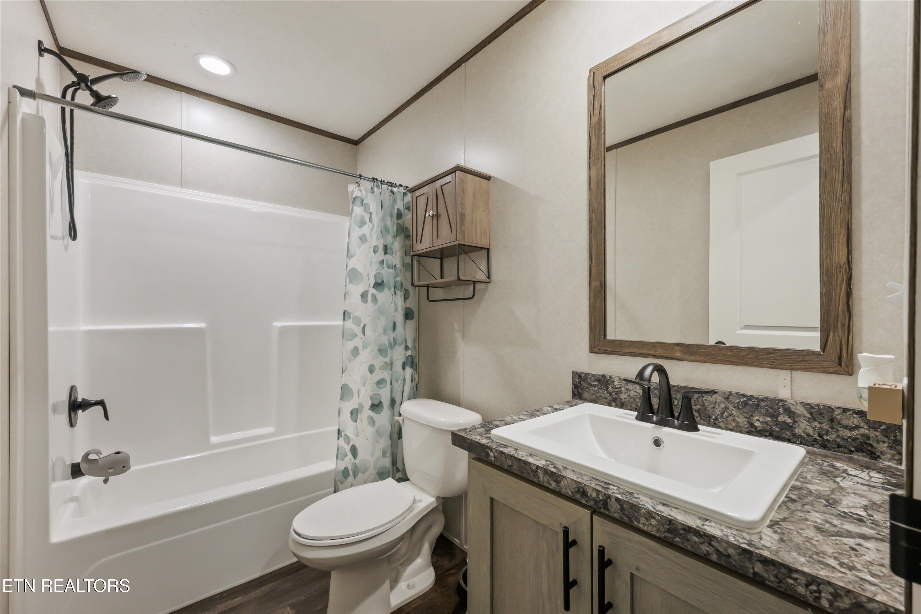 158 Frankfort Road Lancing TN 37770