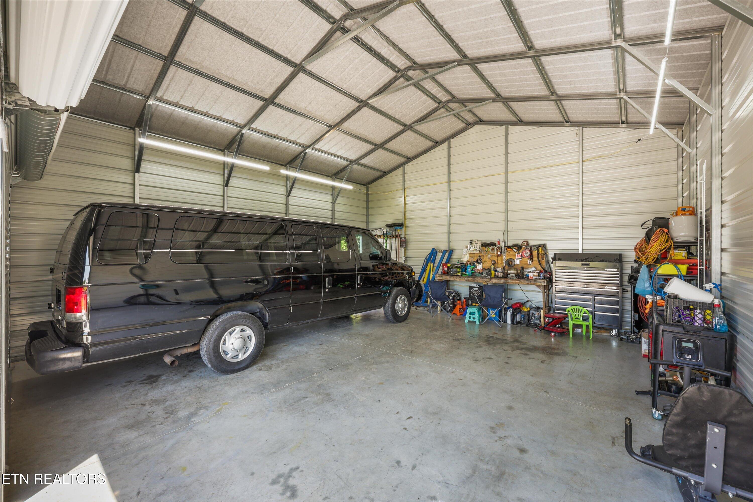 158 Frankfort Road Lancing TN 37770