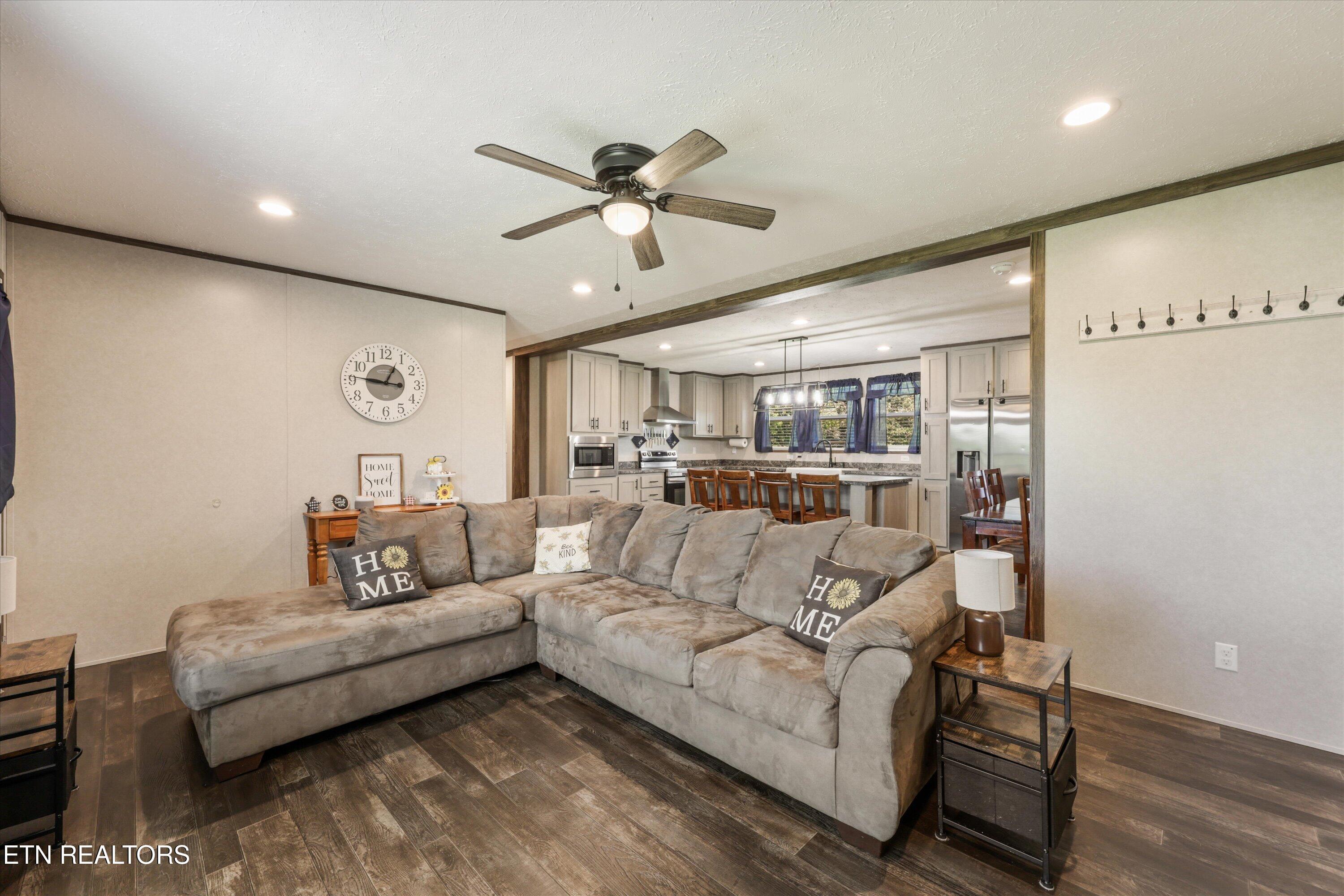 158 Frankfort Road Lancing TN 37770