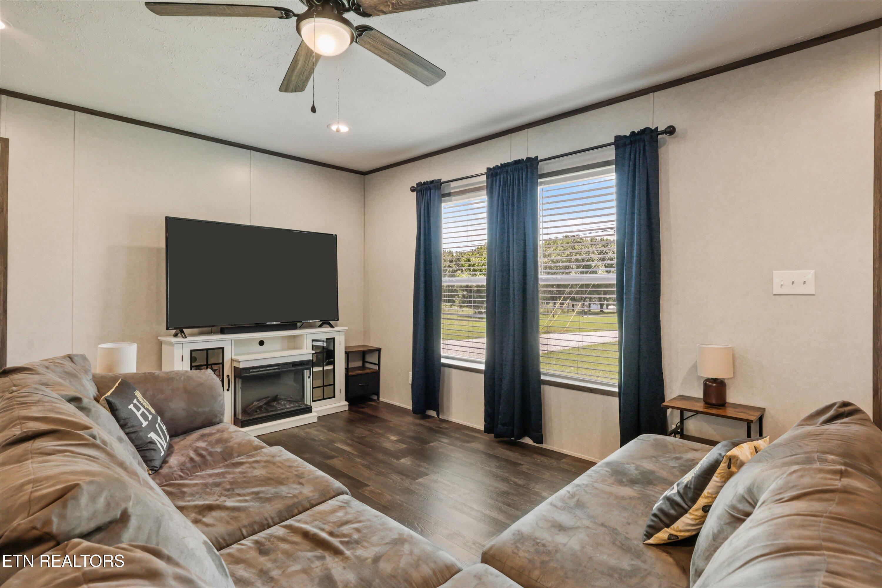 158 Frankfort Road Lancing TN 37770