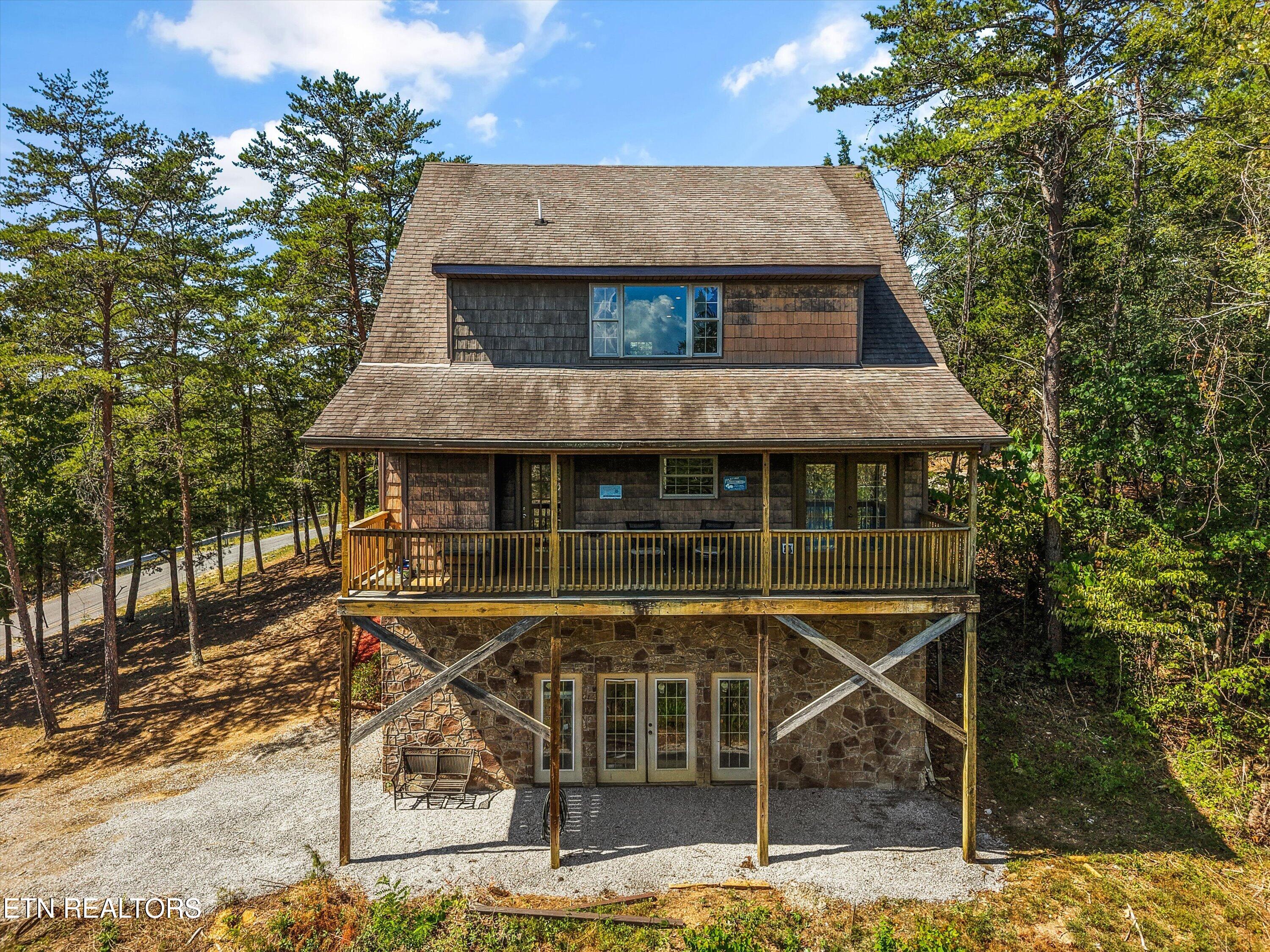 2004 Kerr Road Sevierville TN 37876