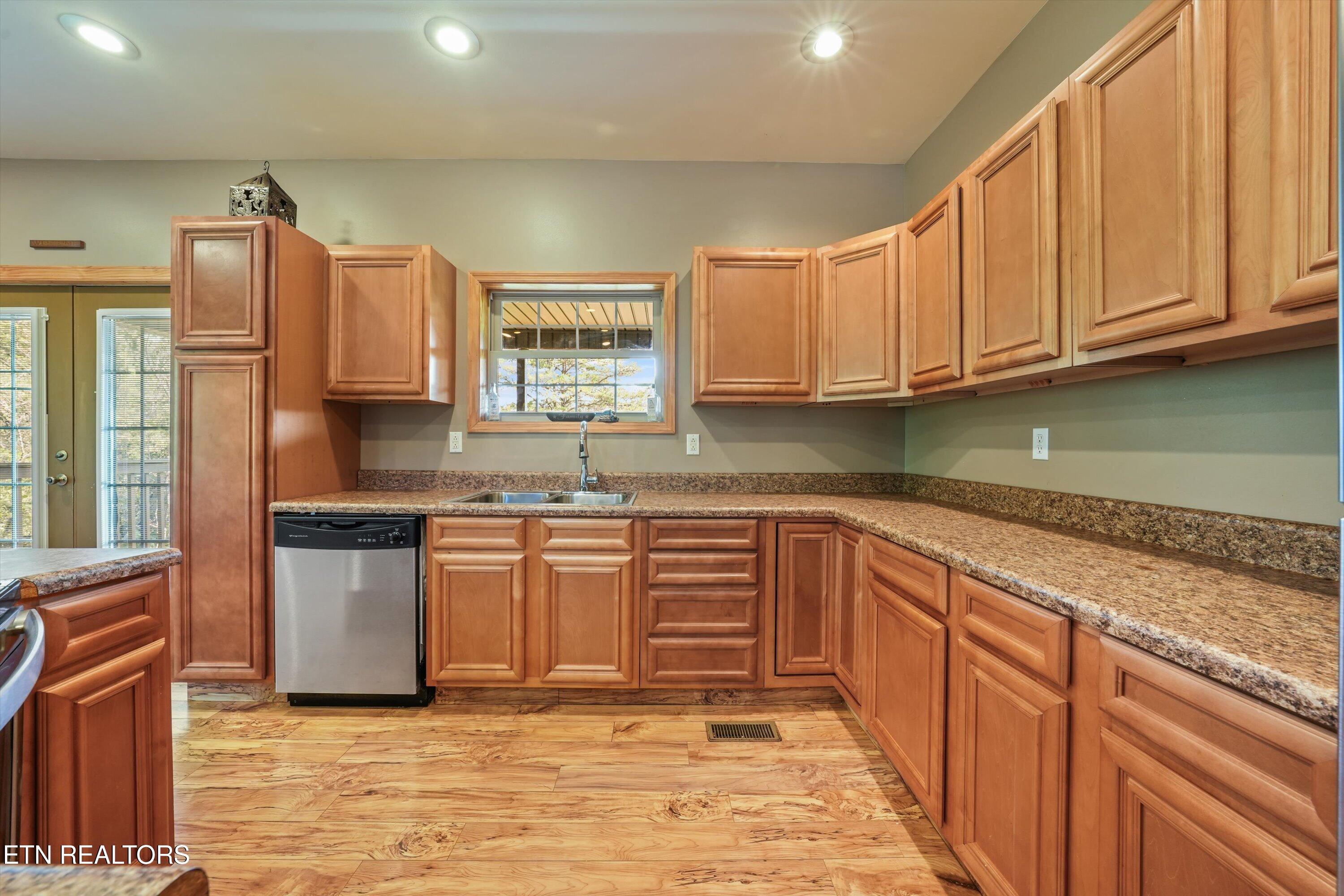 2004 Kerr Road Sevierville TN 37876