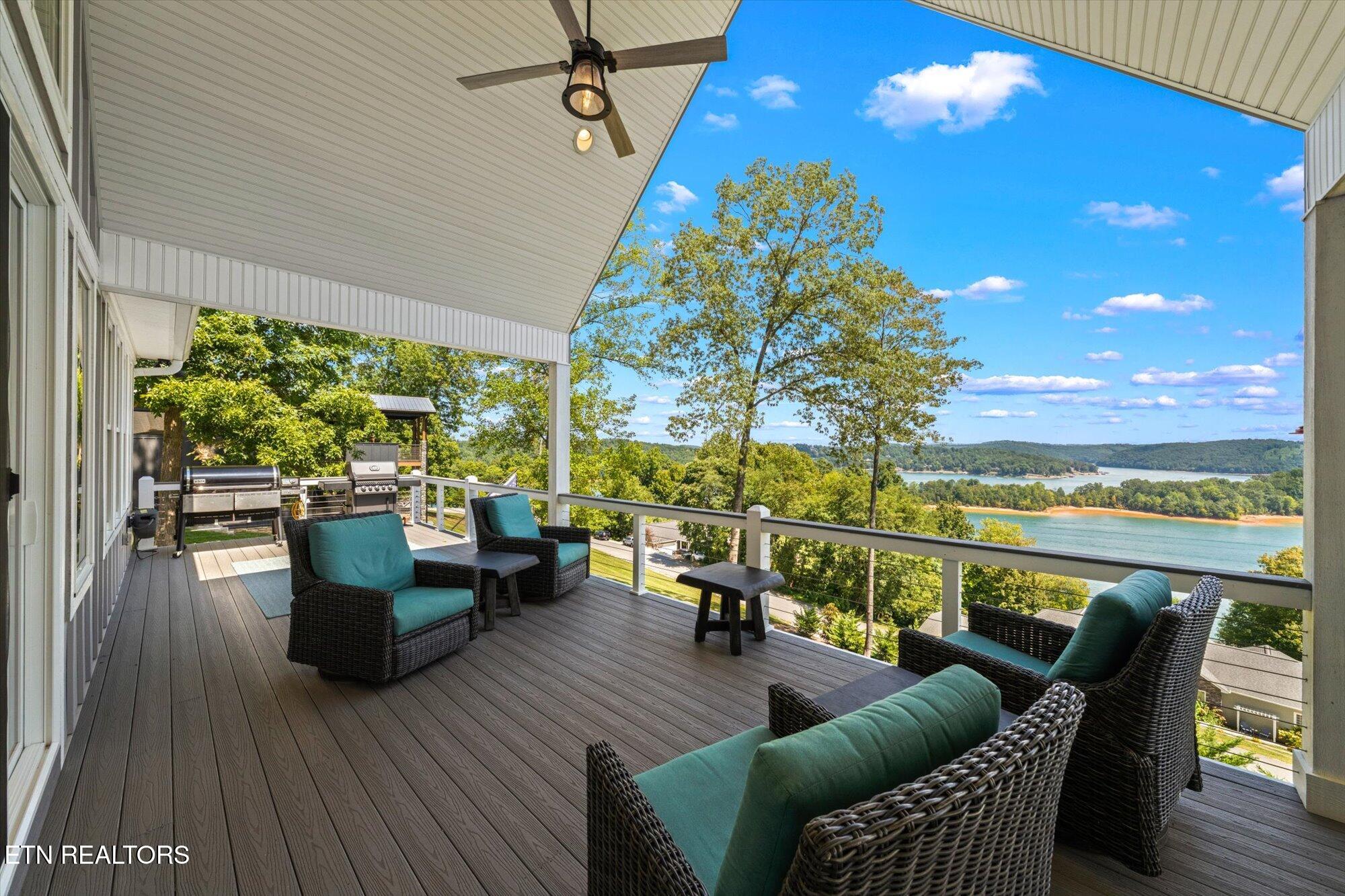 156 Smokeys Point Lafollette TN 37766
