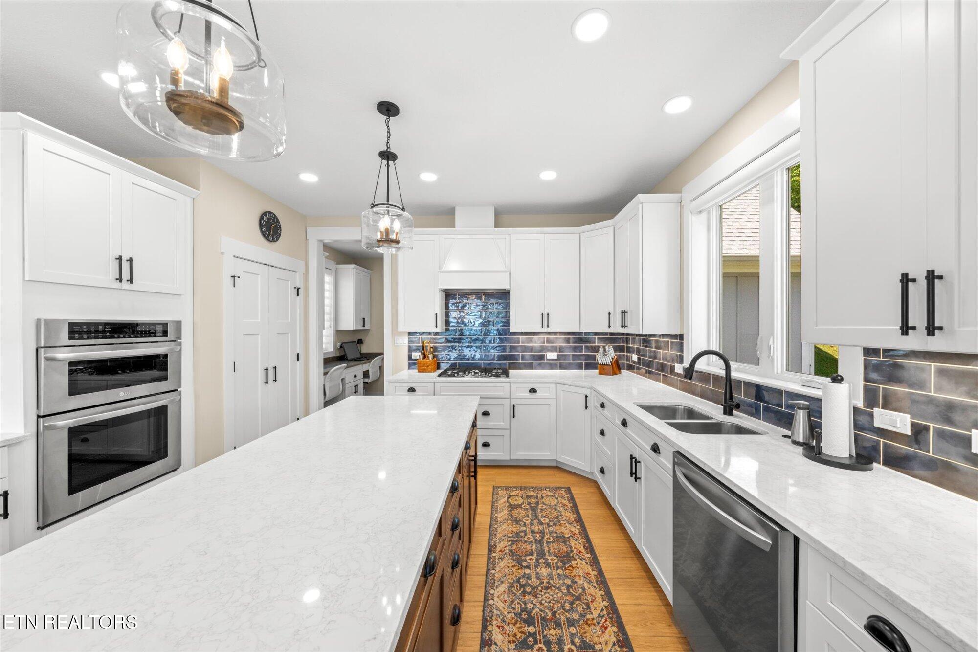 156 Smokeys Point Lafollette TN 37766