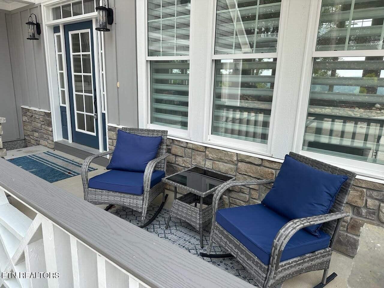 156 Smokeys Point Lafollette TN 37766