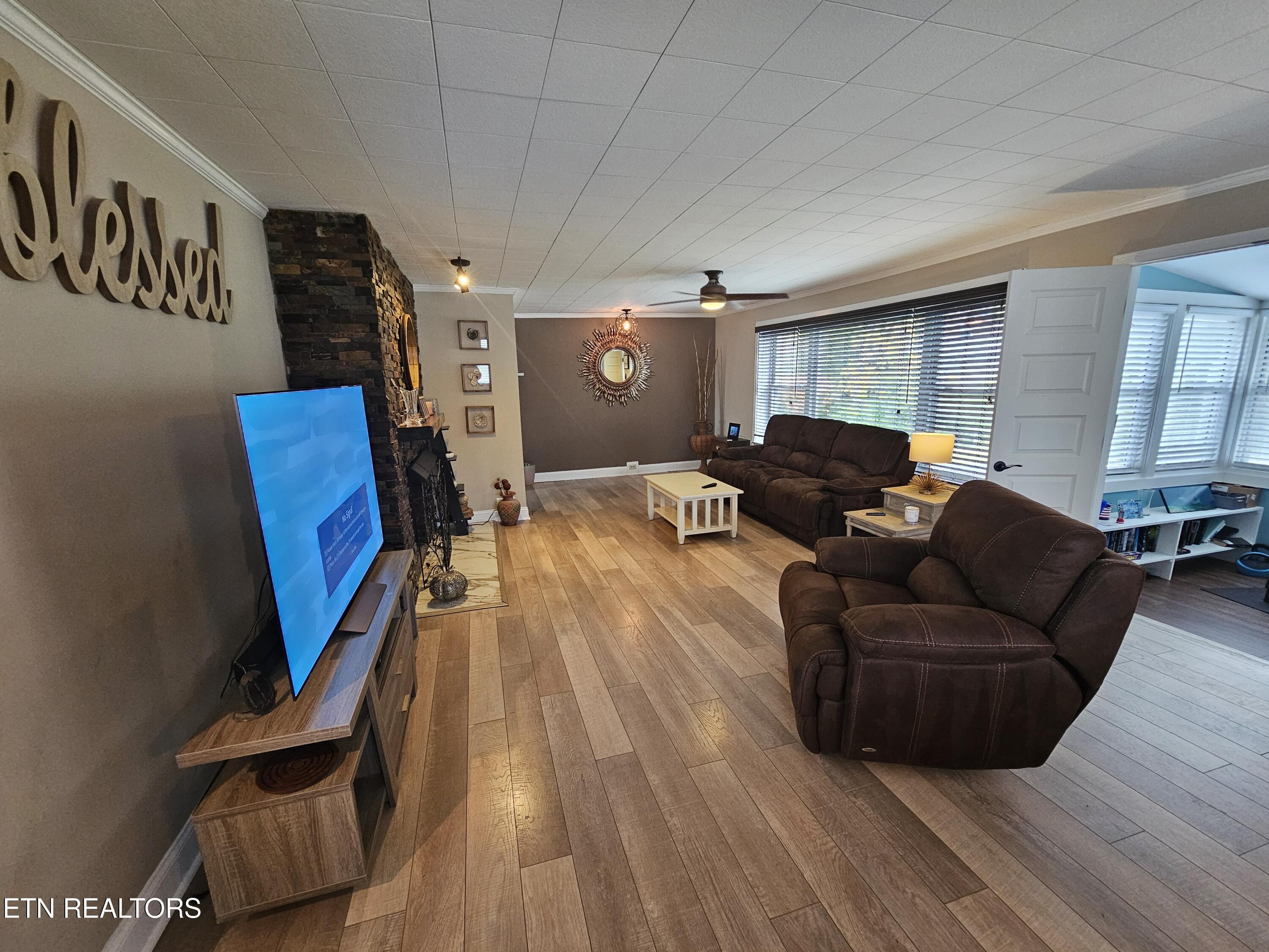 104 Thayer Lane Oak Ridge TN 37830