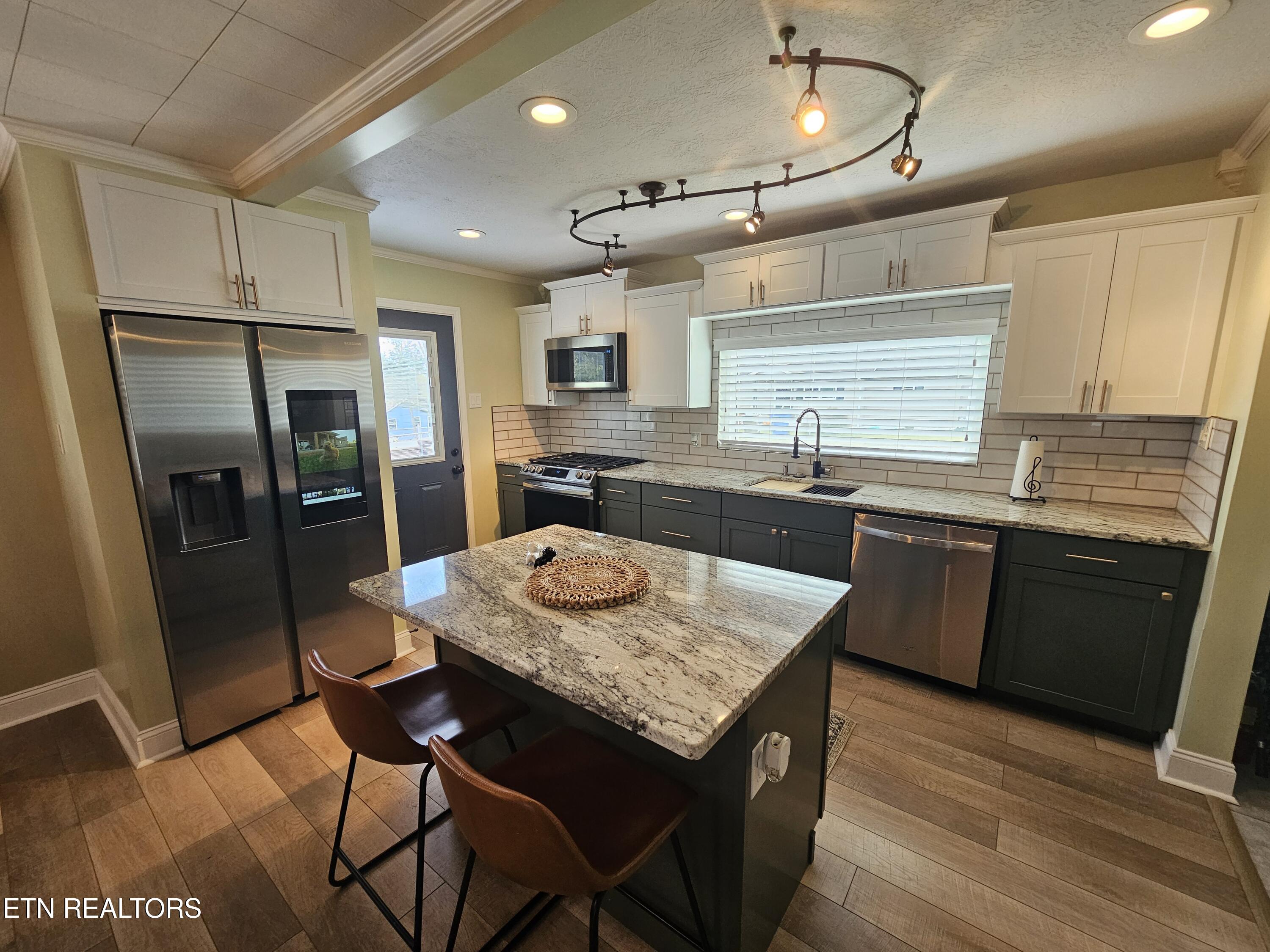 104 Thayer Lane Oak Ridge TN 37830