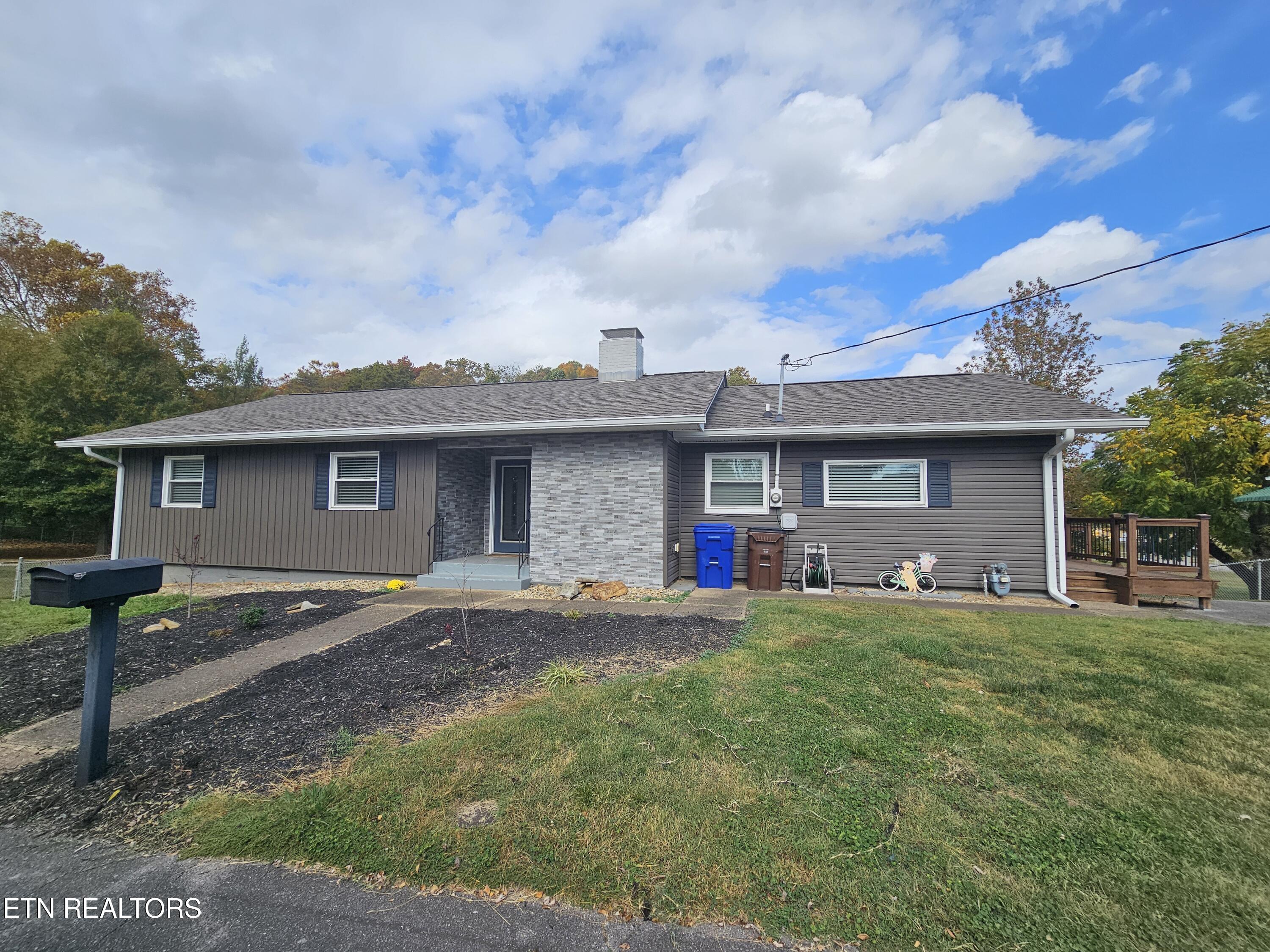 104 Thayer Lane Oak Ridge TN 37830