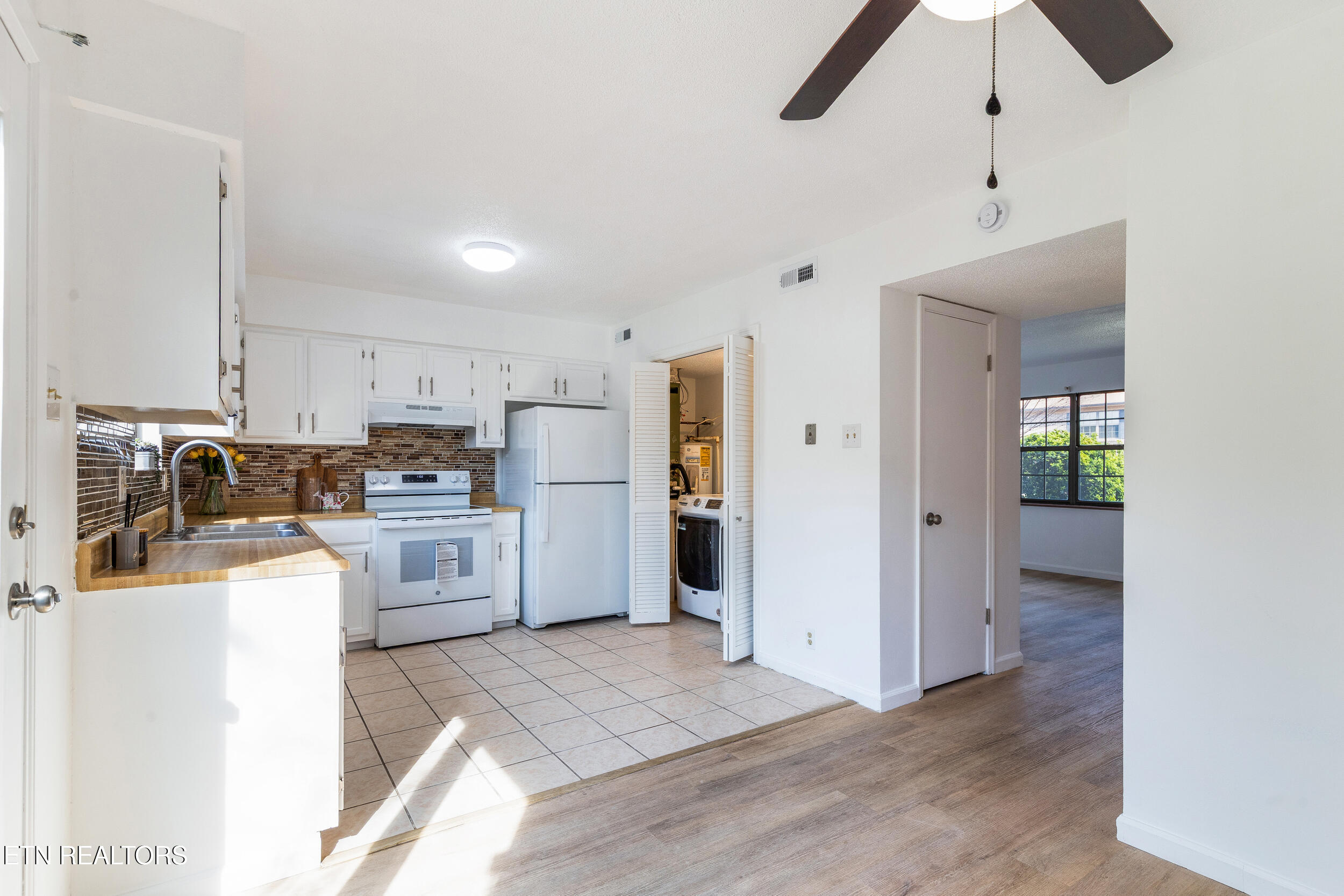 1224 Crest Brook Drive Knoxville TN 37923