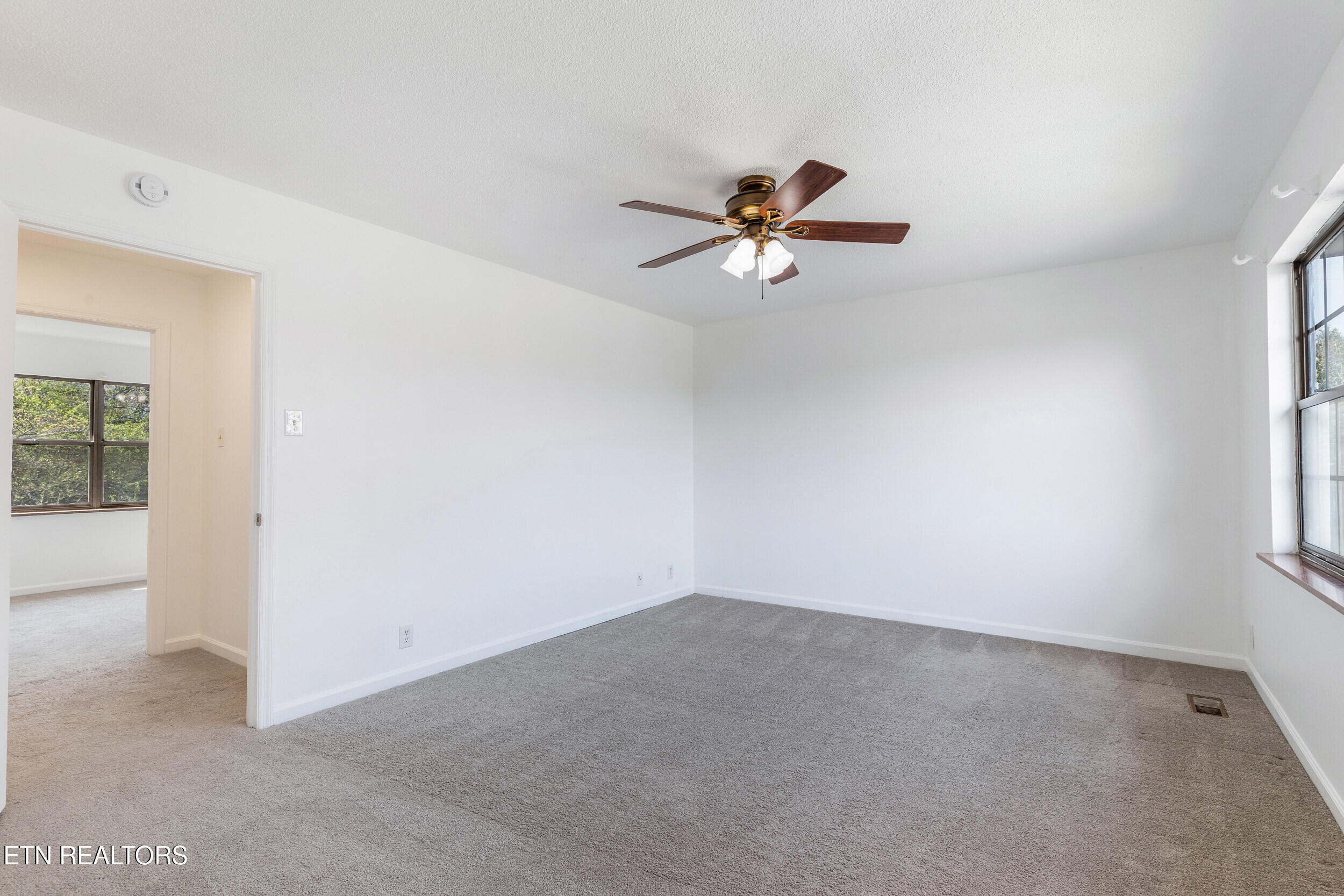 1224 Crest Brook Drive Knoxville TN 37923