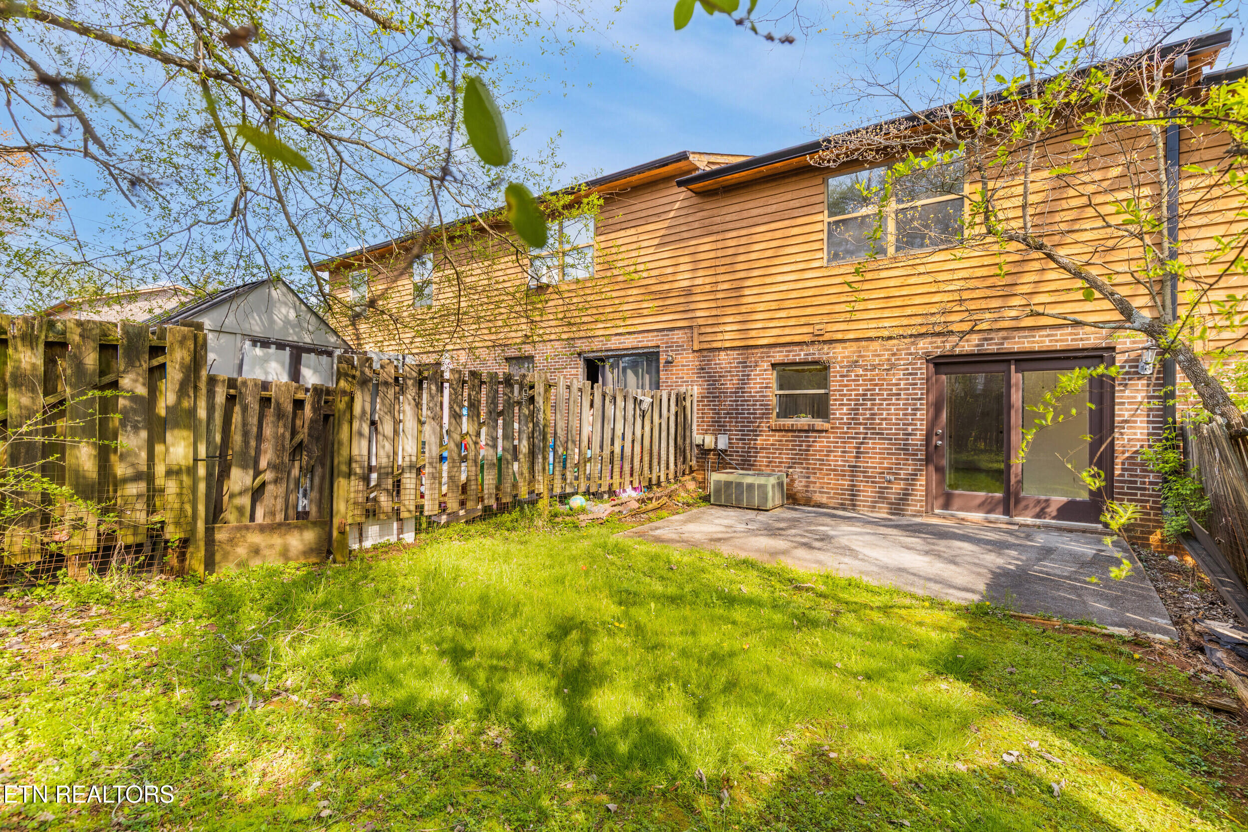 1224 Crest Brook Drive Knoxville TN 37923
