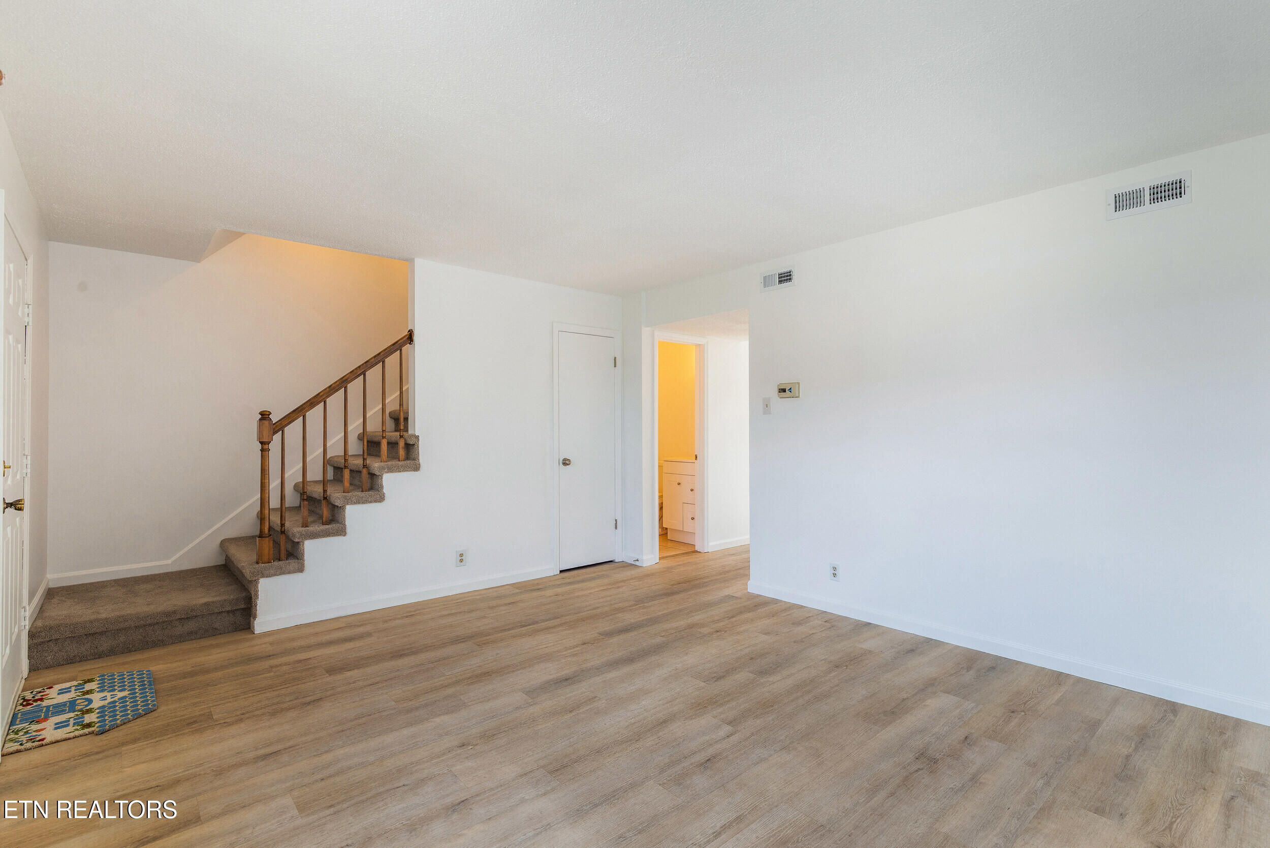 1224 Crest Brook Drive Knoxville TN 37923