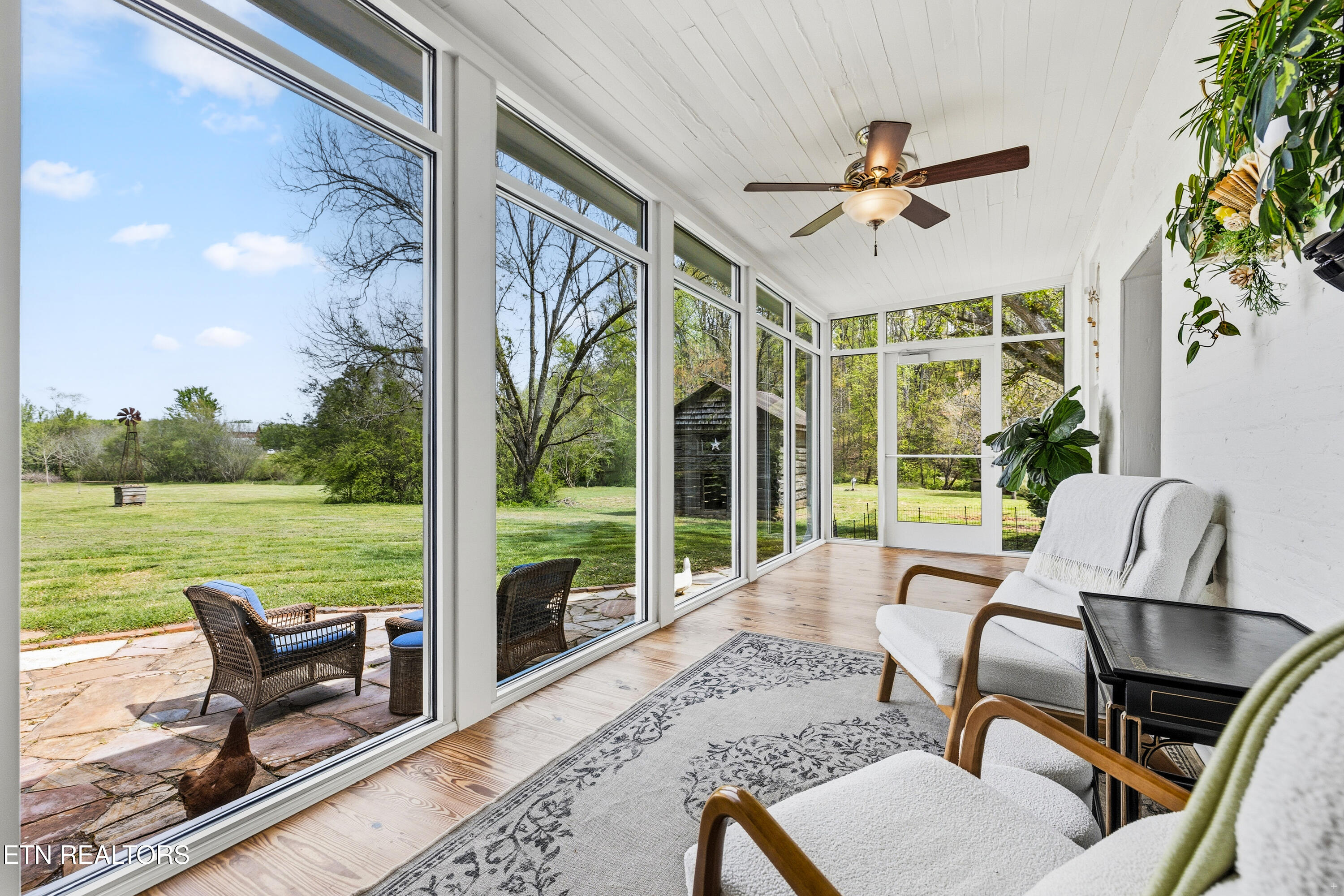 6101 Sunnyside Road Philadelphia TN 37846