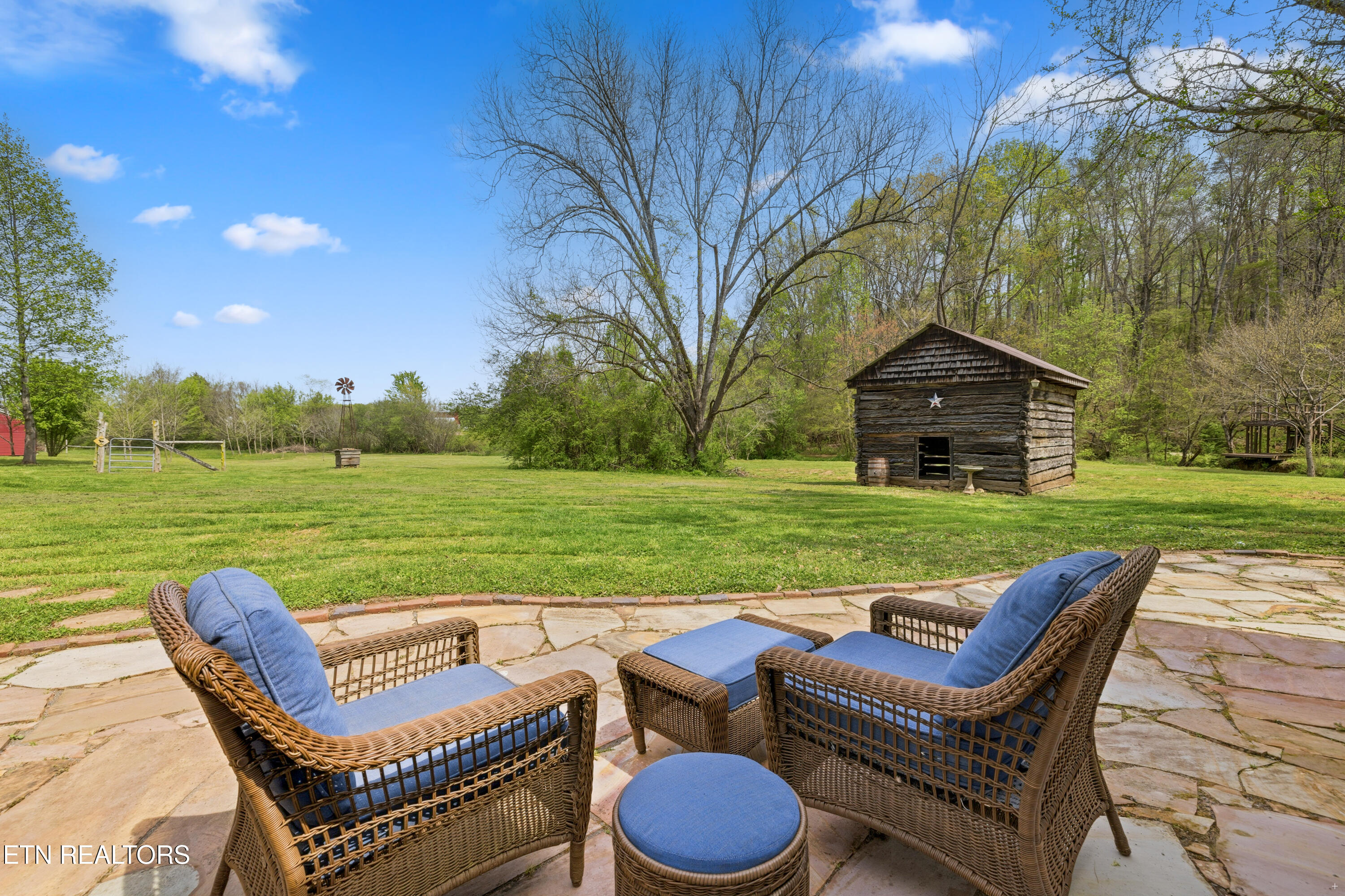 6101 Sunnyside Road Philadelphia TN 37846