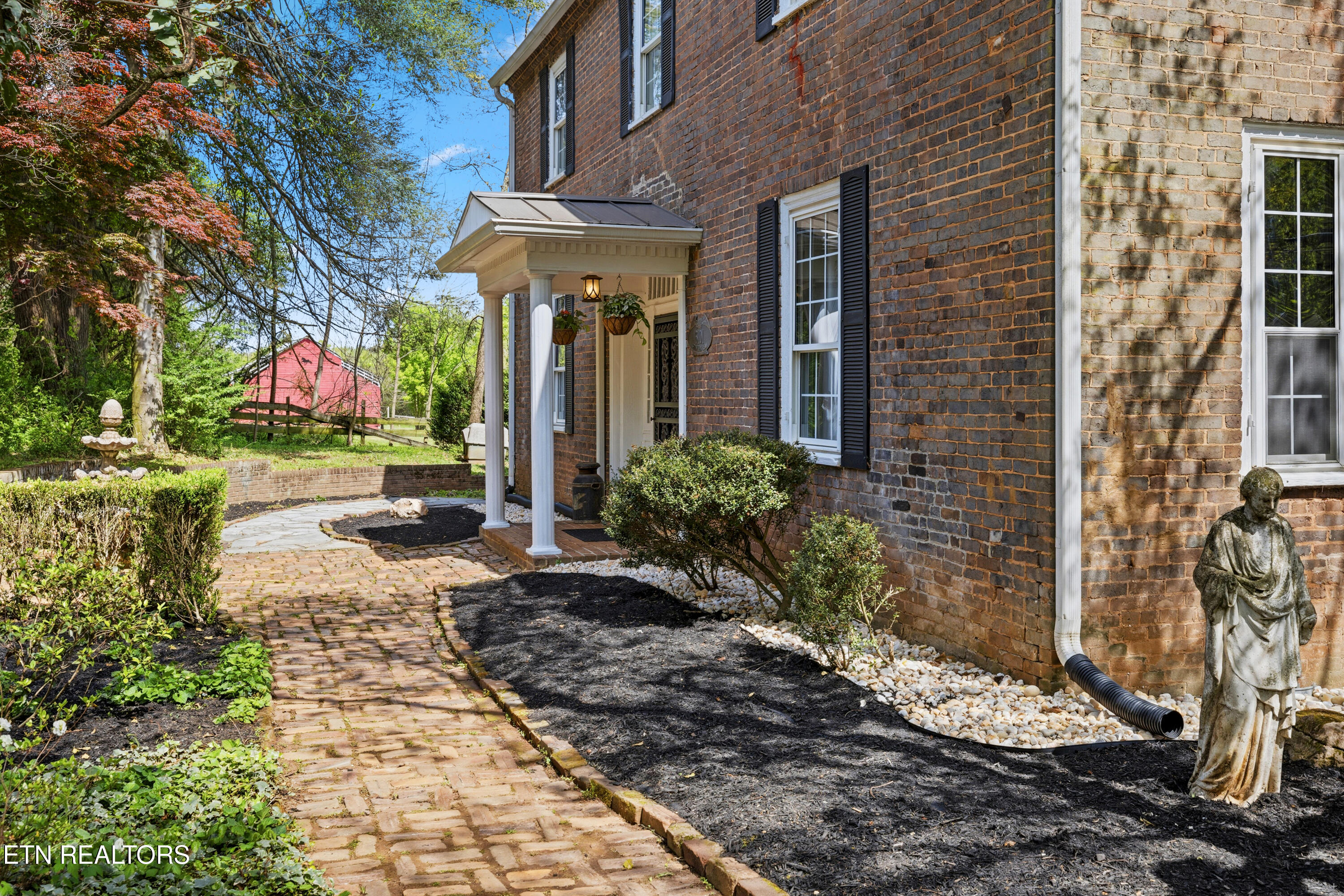 6101 Sunnyside Road Philadelphia TN 37846