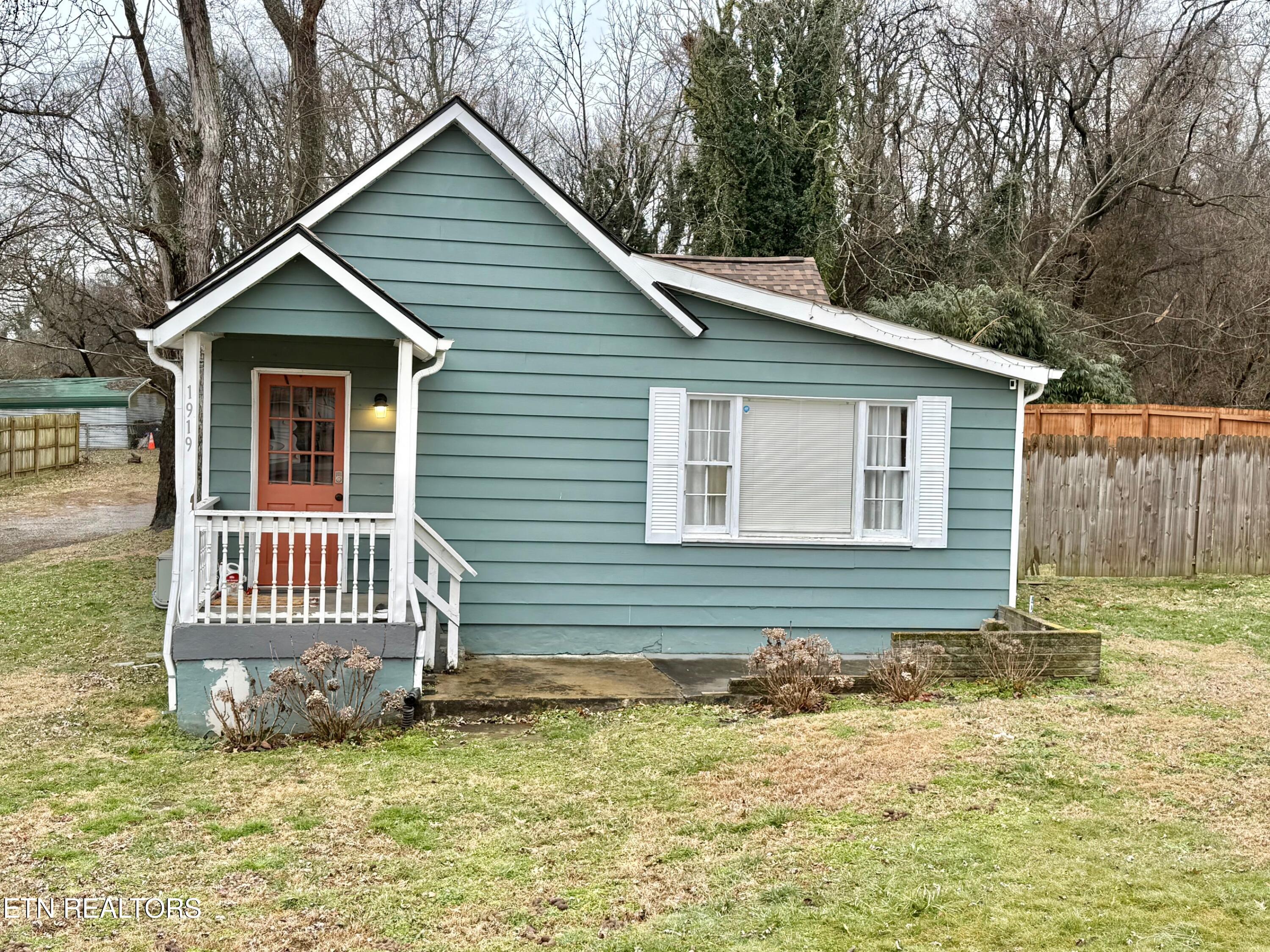 1919 Glenn Avenue Knoxville TN 37921