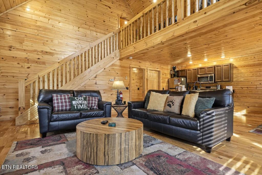 124 White Oak Resort Way Gatlinburg TN 37738