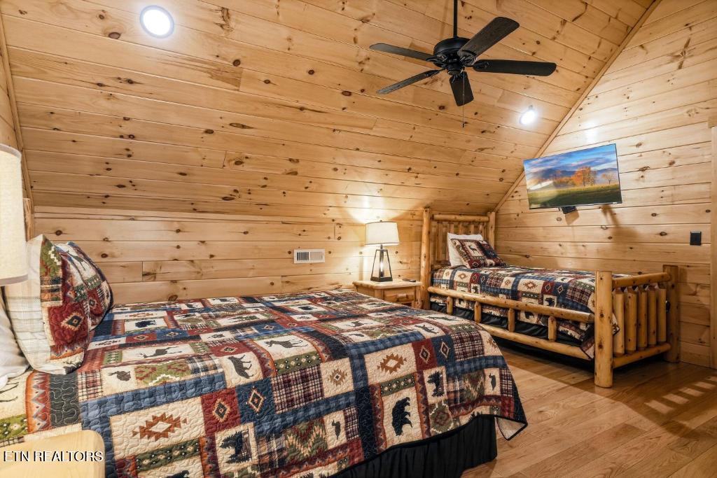 124 White Oak Resort Way Gatlinburg TN 37738