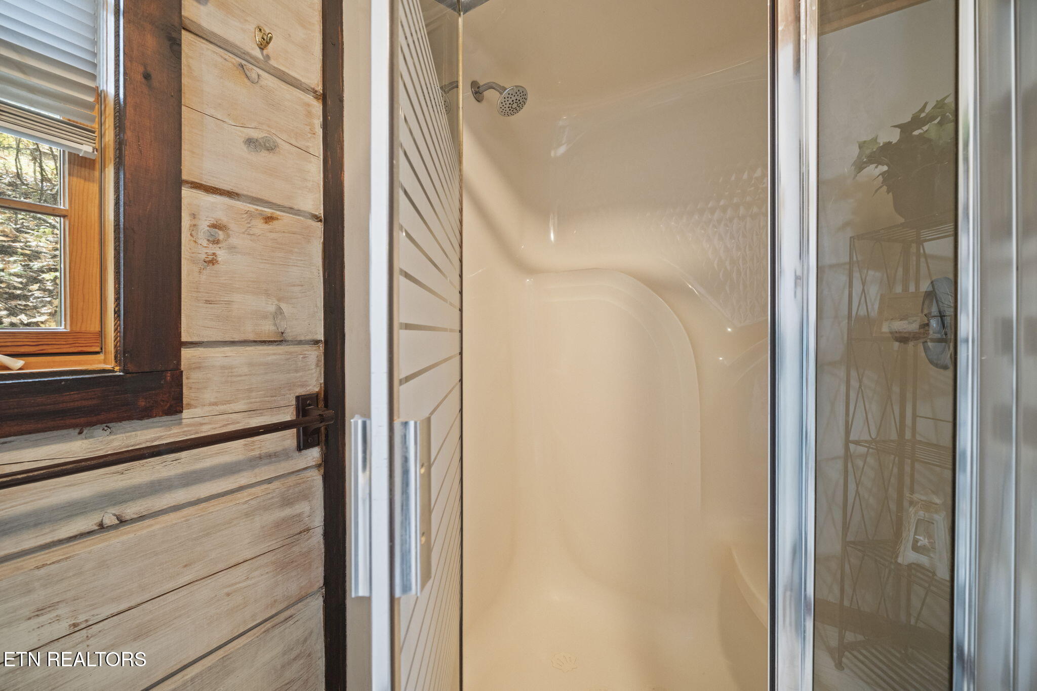 833 Stans Road Gatlinburg TN 37738