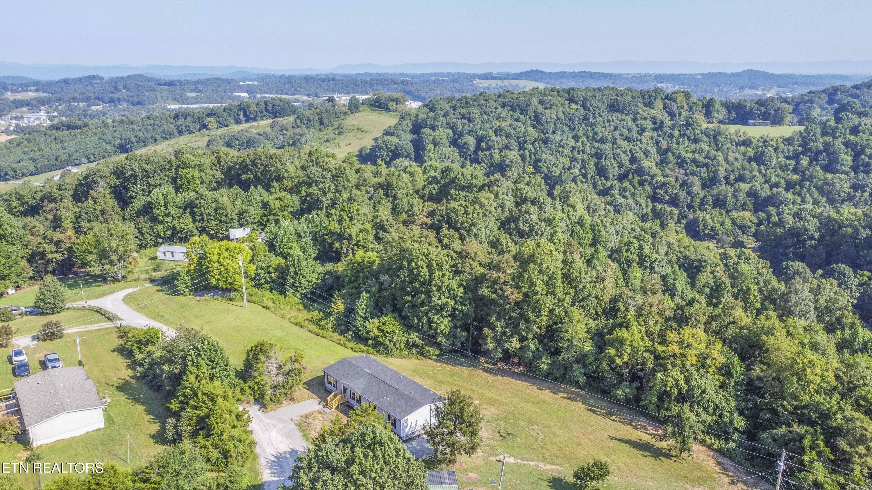 152 Sunset Hills Lane New Tazewell TN 37825