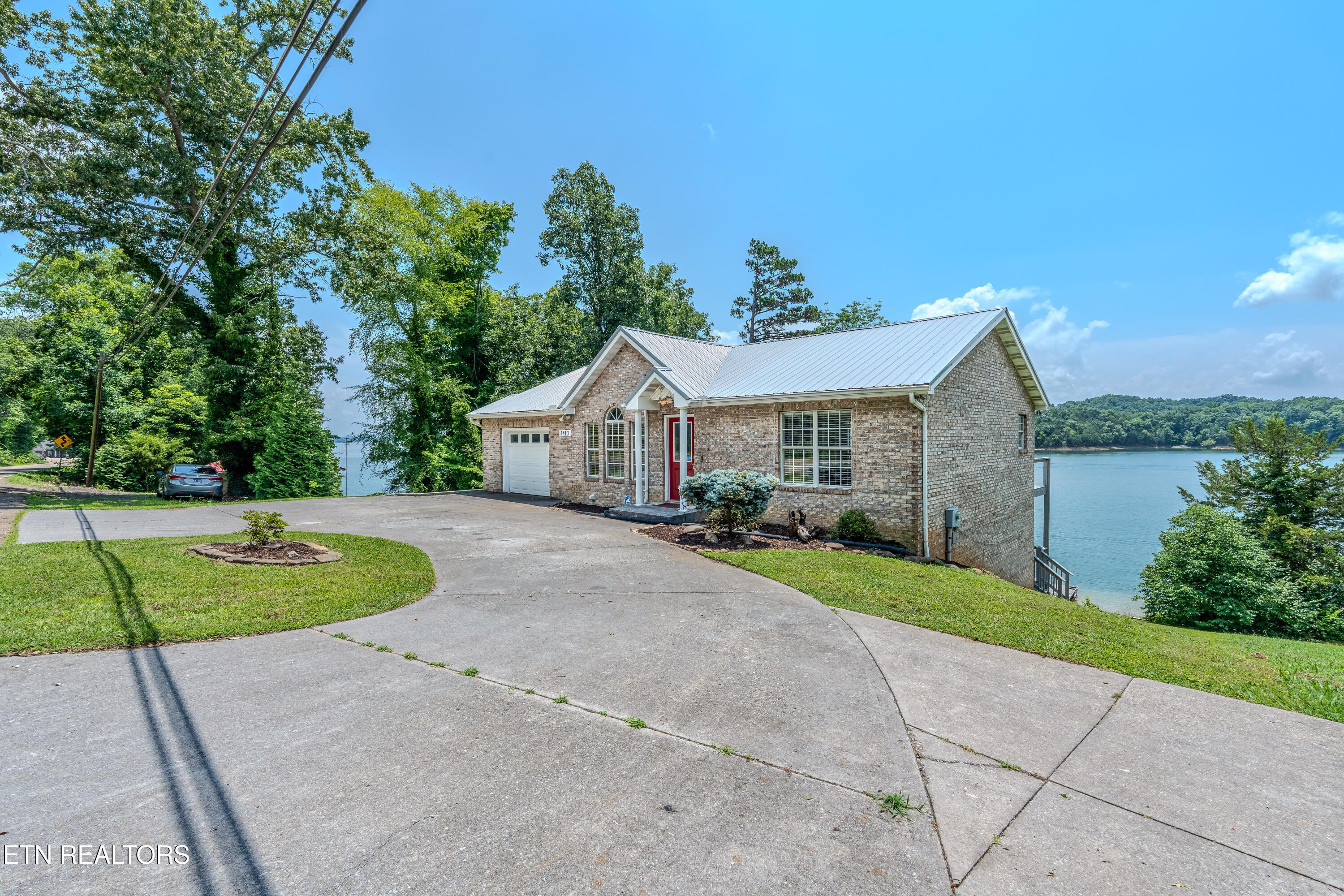 1413 Highway 139 Dandridge TN 37725