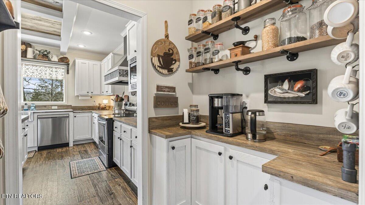 361 Walnut Creek Road White Pine TN 37890