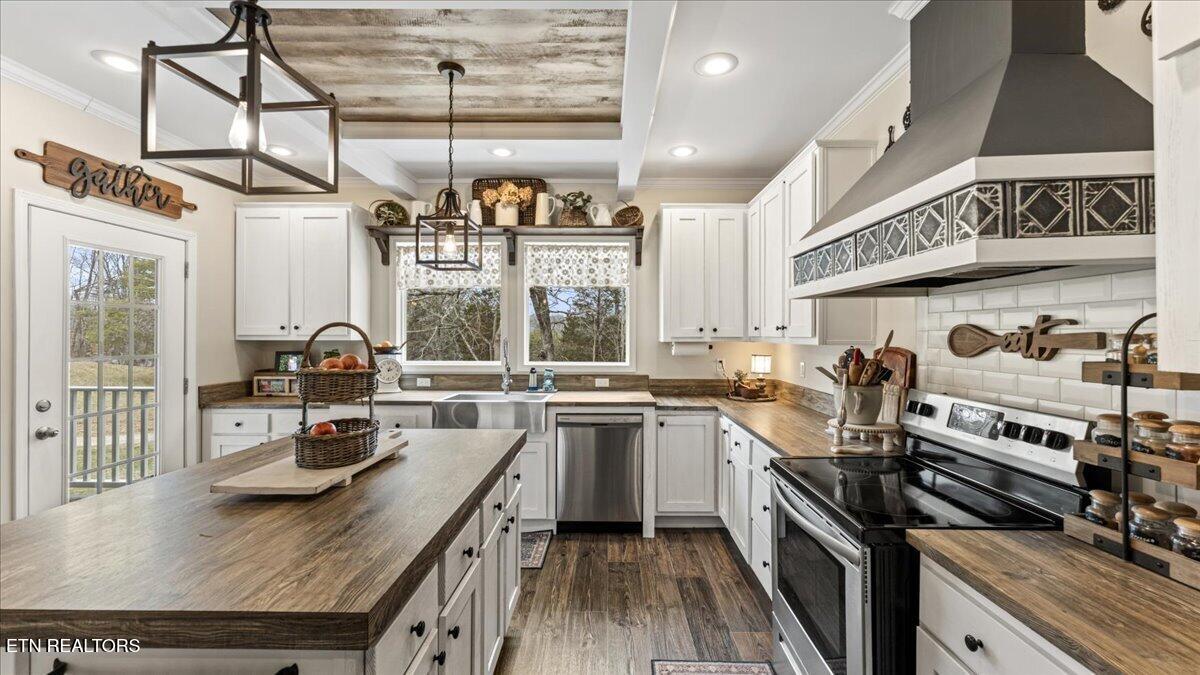 361 Walnut Creek Road White Pine TN 37890
