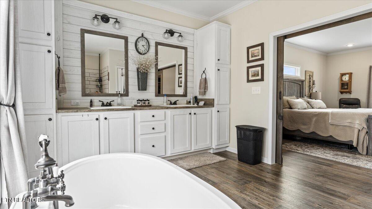361 Walnut Creek Road White Pine TN 37890