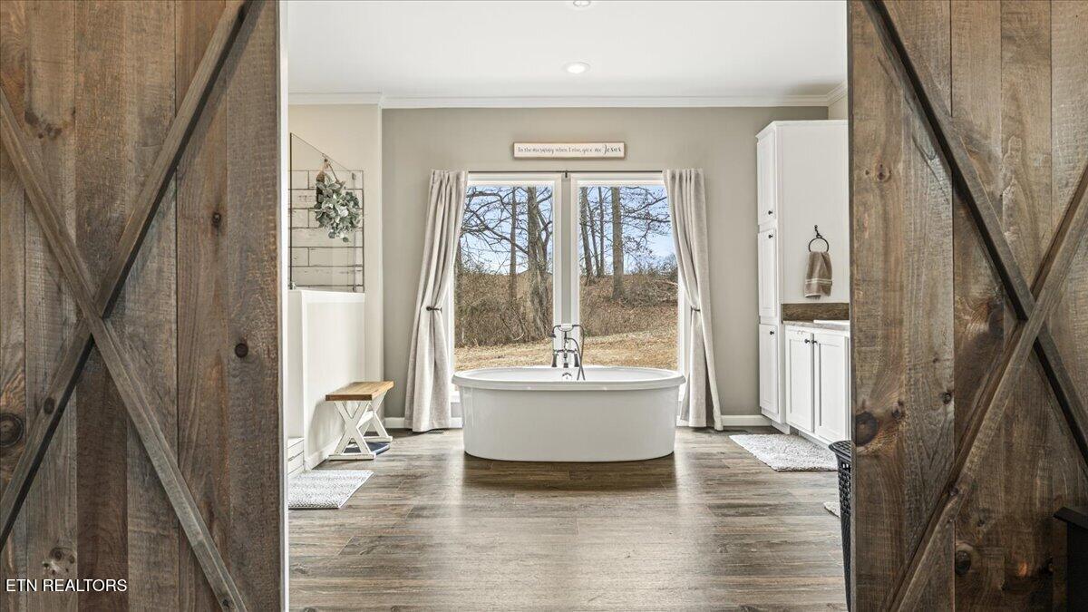 361 Walnut Creek Road White Pine TN 37890