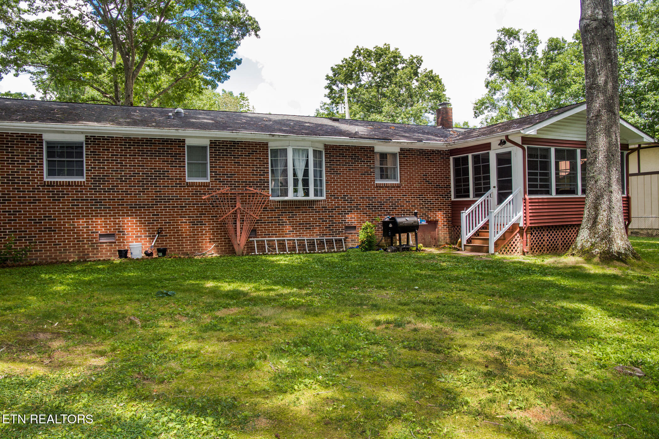 20 Black Oak Circle Crossville TN 38558