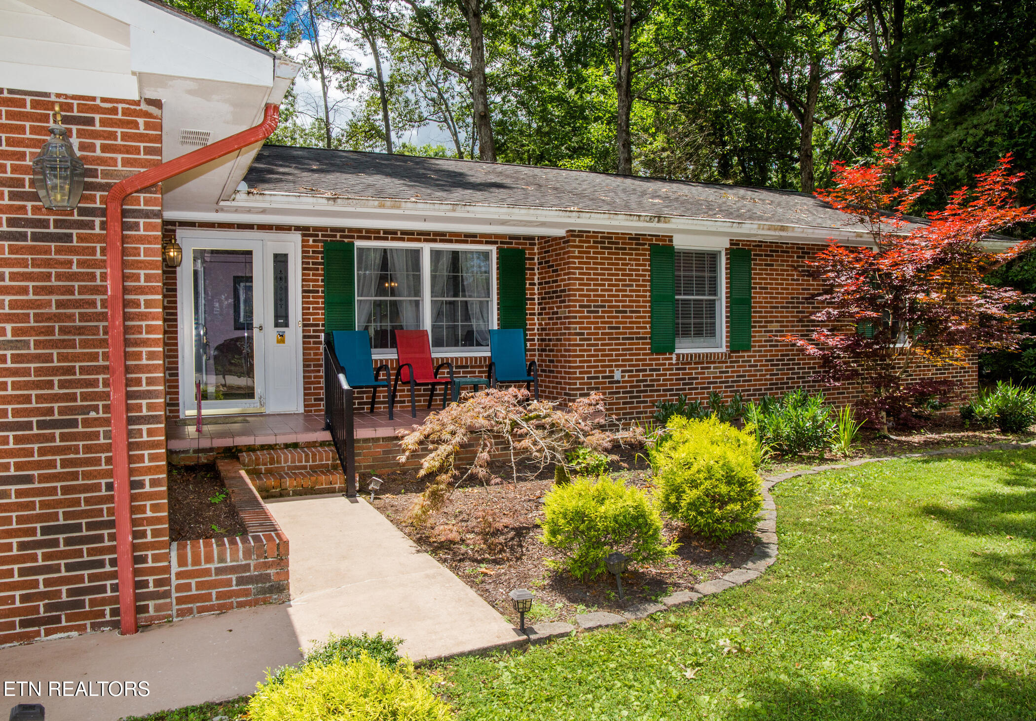 20 Black Oak Circle Crossville TN 38558