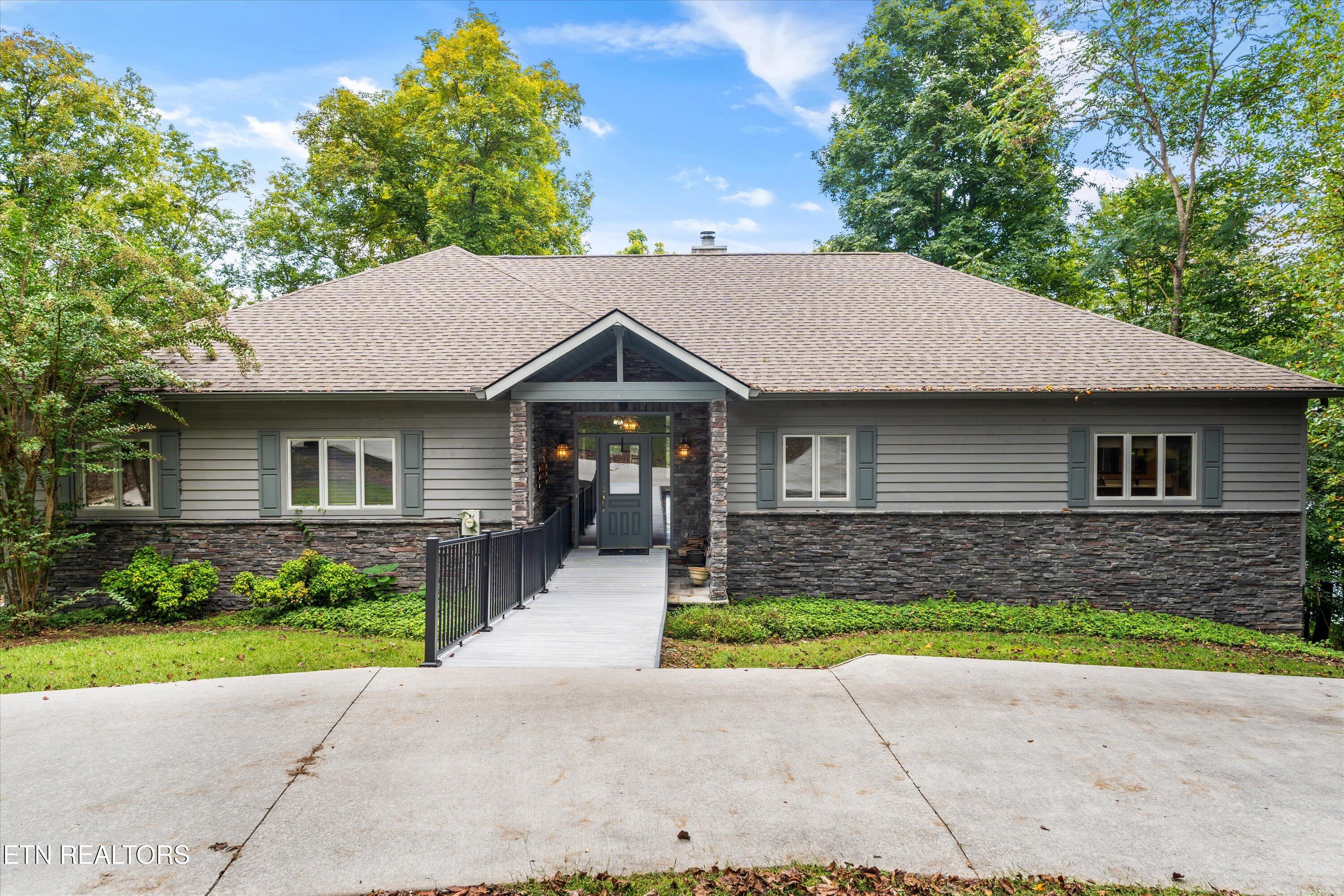 LaFollette TN, 489 Fox Lake Lane