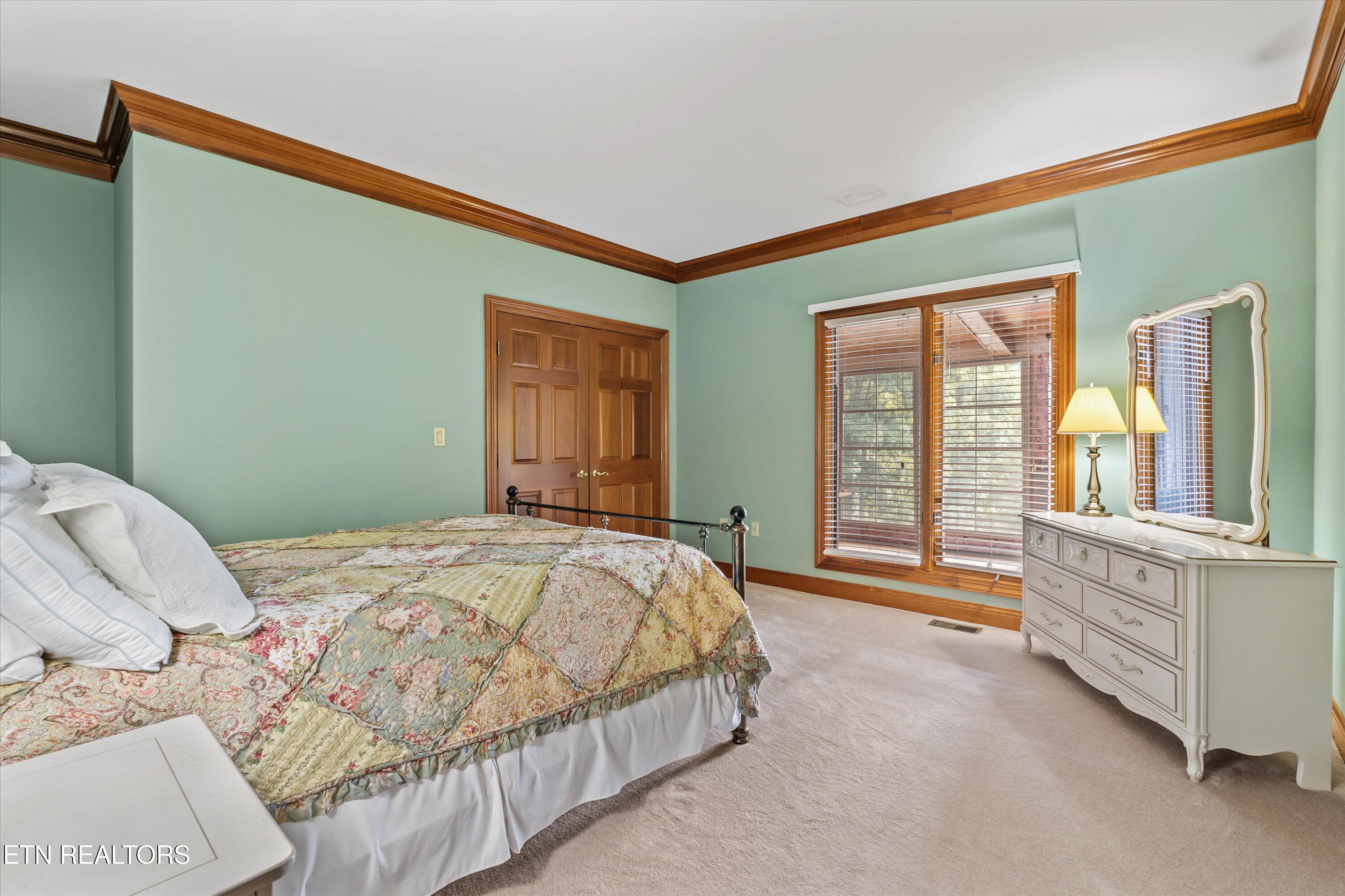 489 Fox Lake Lane Lafollette TN 37766