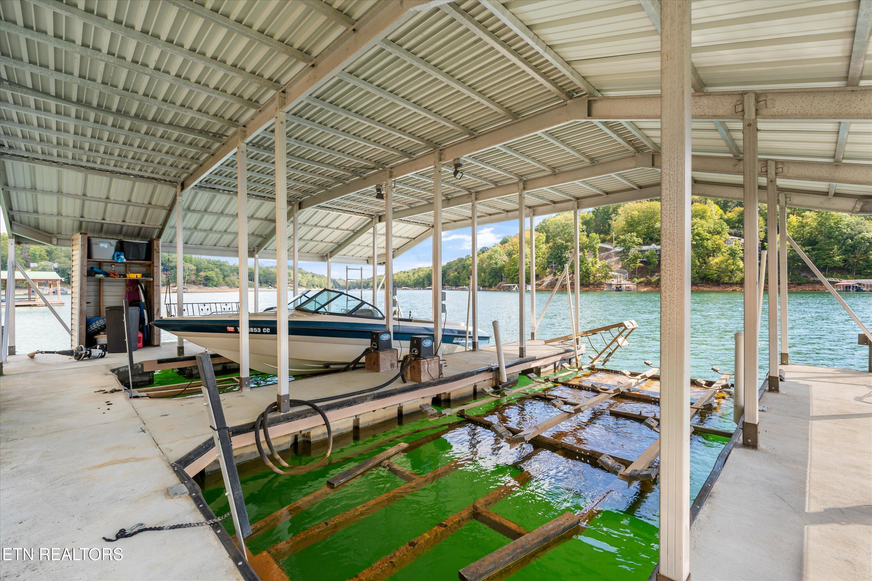 489 Fox Lake Lane Lafollette TN 37766