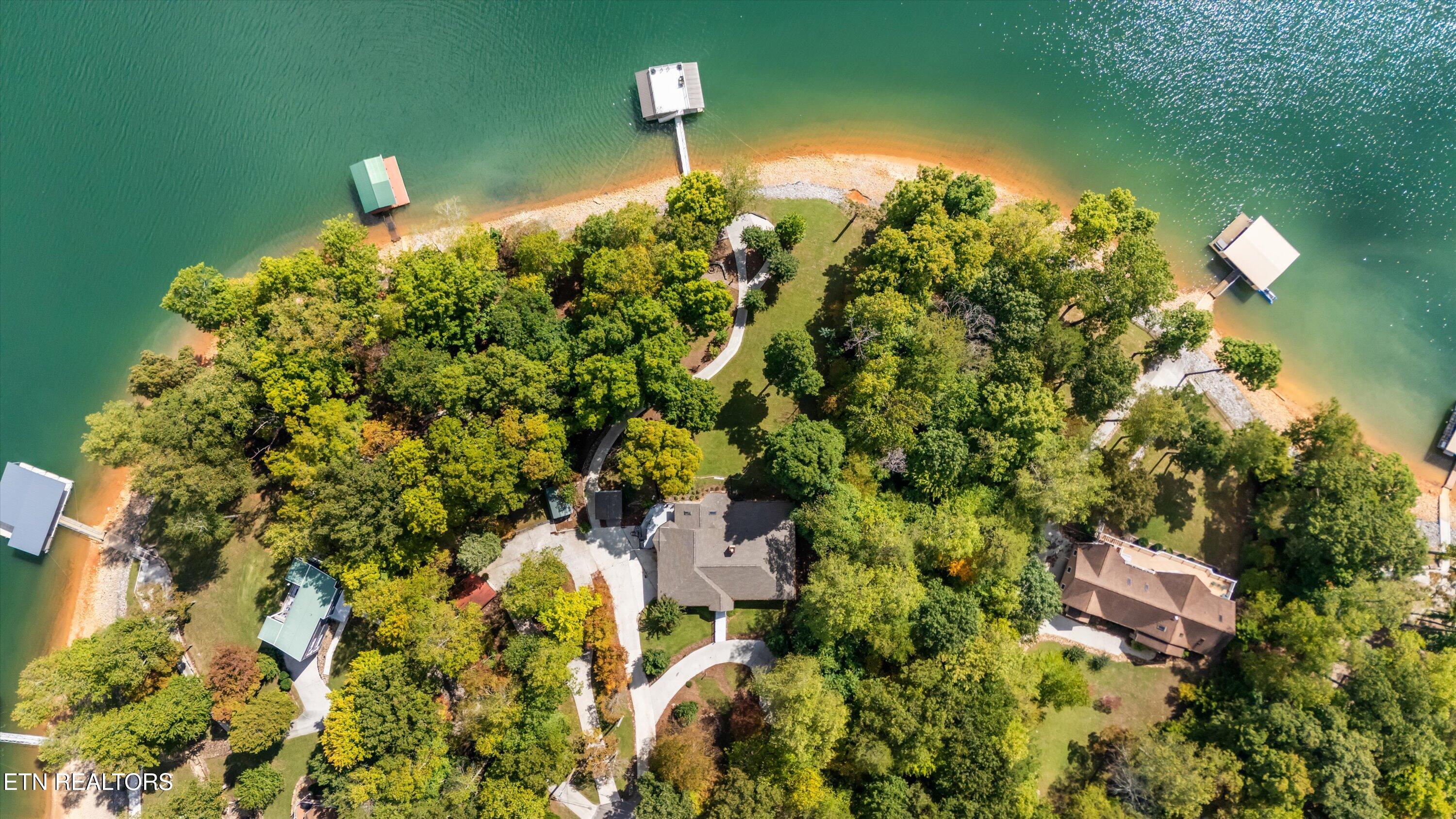 489 Fox Lake Lane Lafollette TN 37766