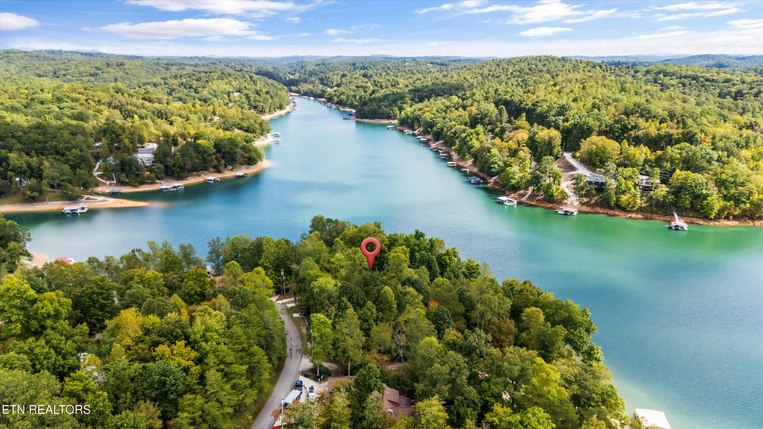 489 Fox Lake Lane Lafollette TN 37766