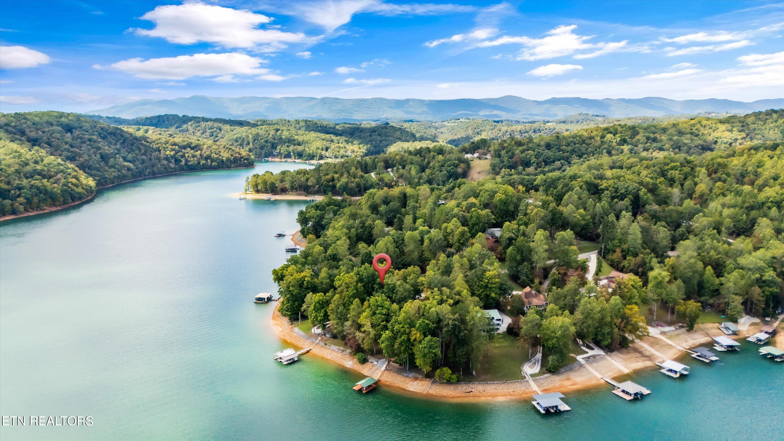 489 Fox Lake Lane Lafollette TN 37766