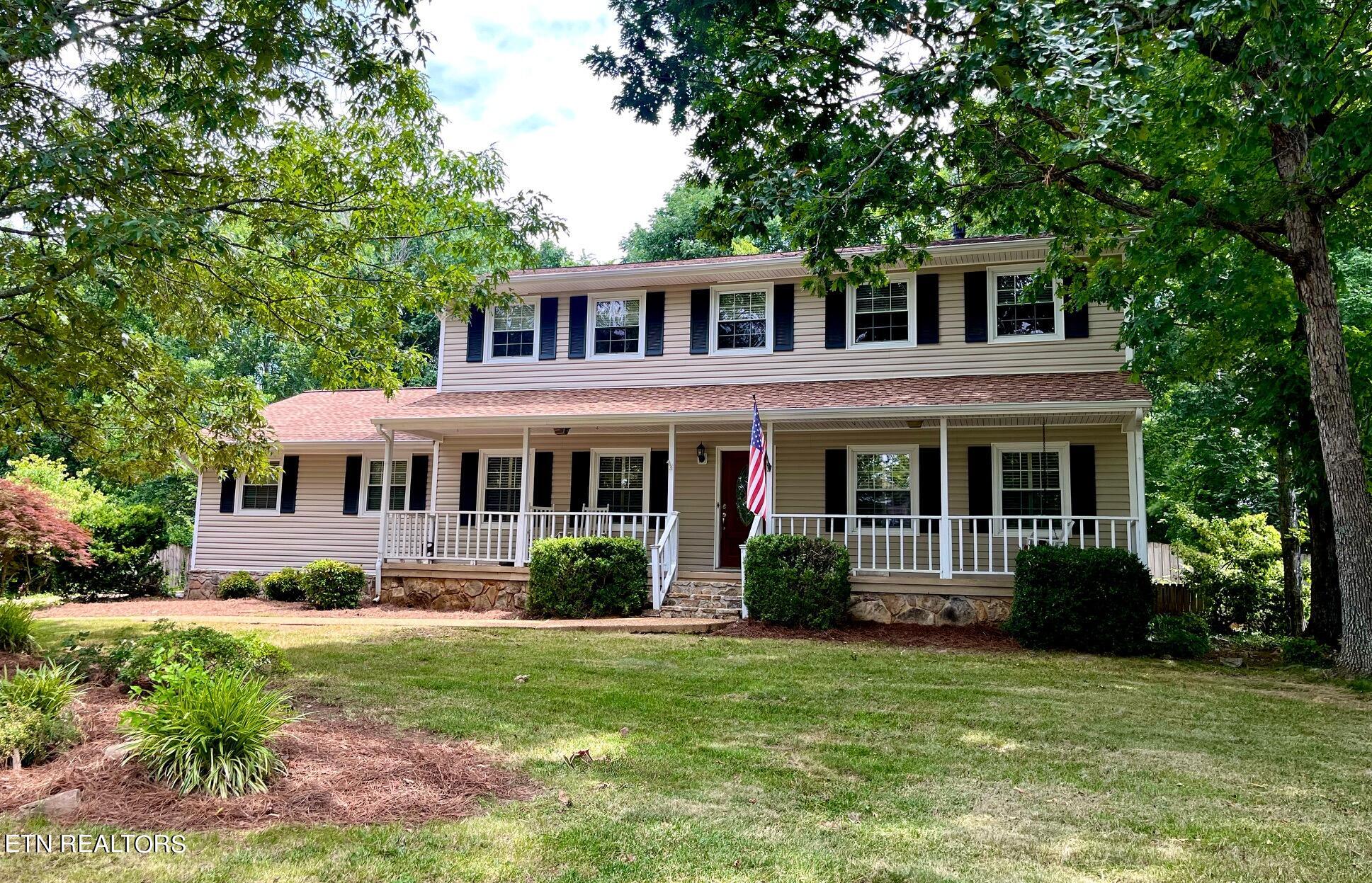716 E Fox Den Drive Knoxville TN 37934