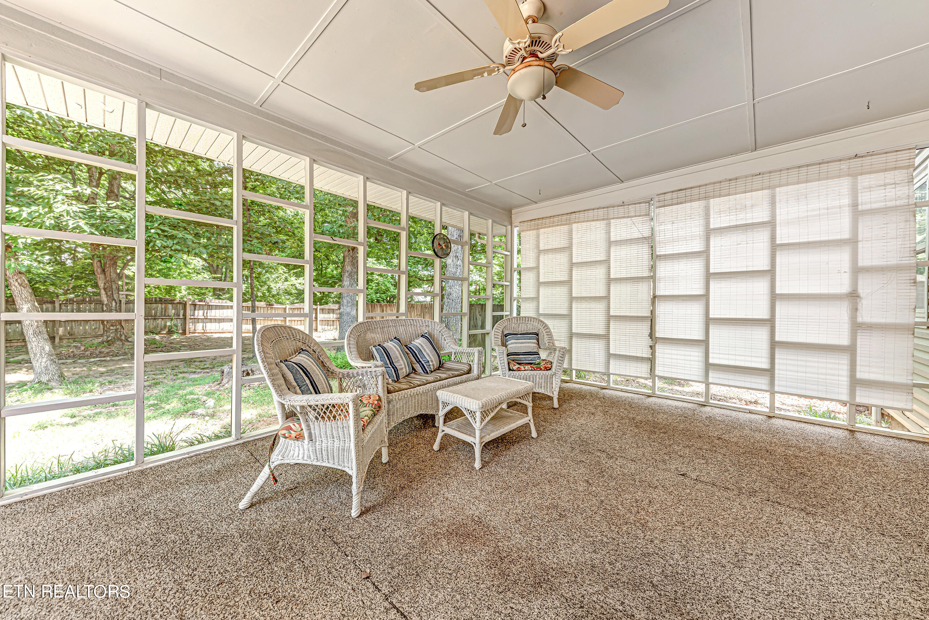 716 E Fox Den Drive Knoxville TN 37934