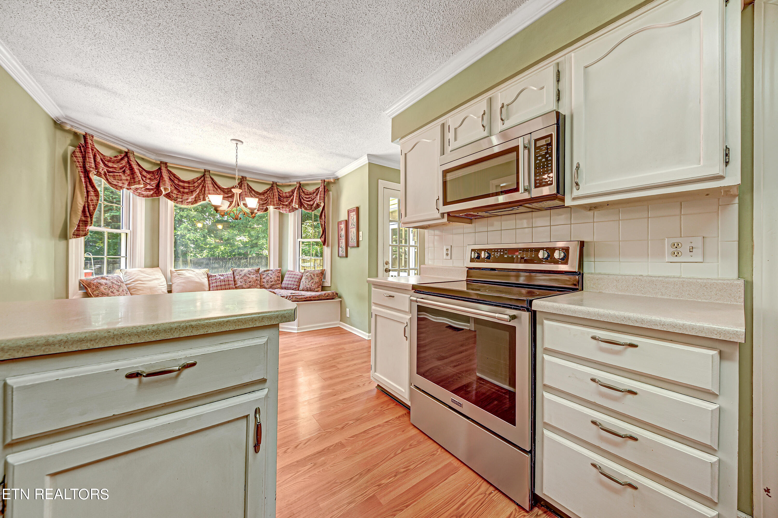 716 E Fox Den Drive Knoxville TN 37934