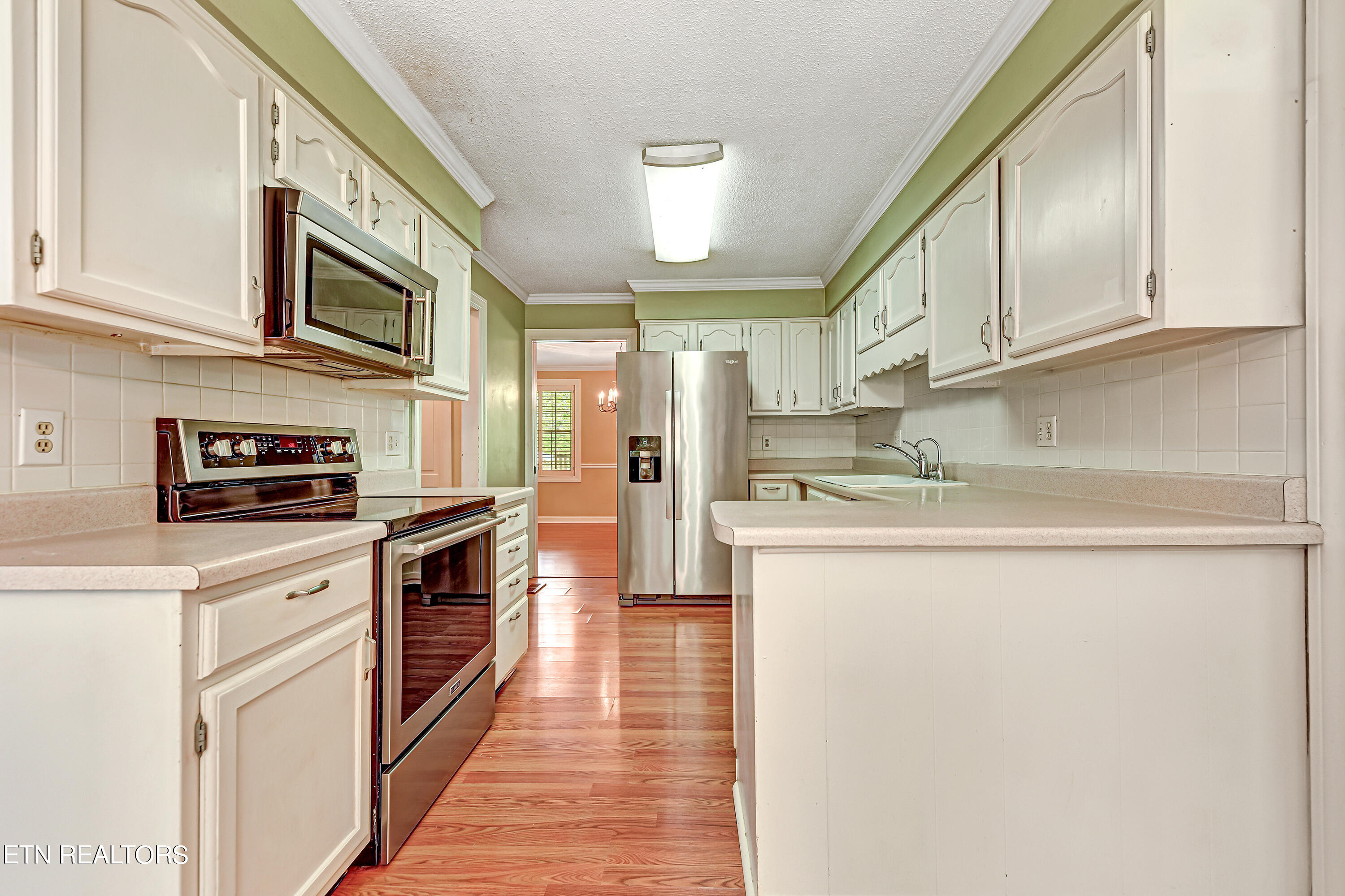 716 E Fox Den Drive Knoxville TN 37934