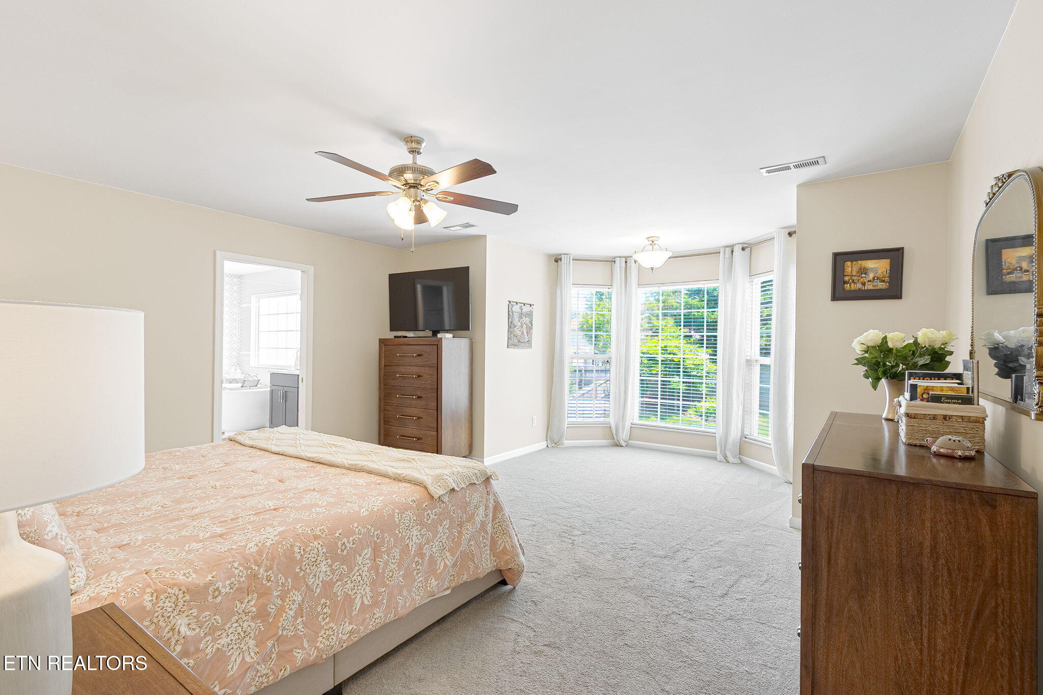 9501 Hickory Knoll Lane Knoxville TN 37931
