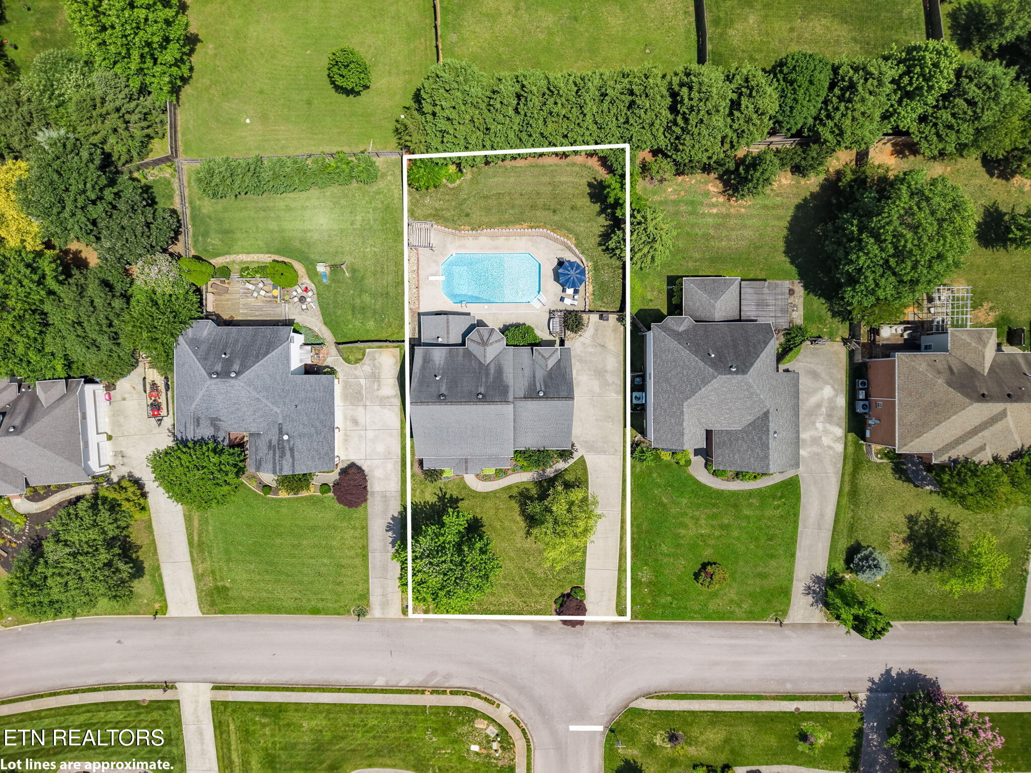 9501 Hickory Knoll Lane Knoxville TN 37931