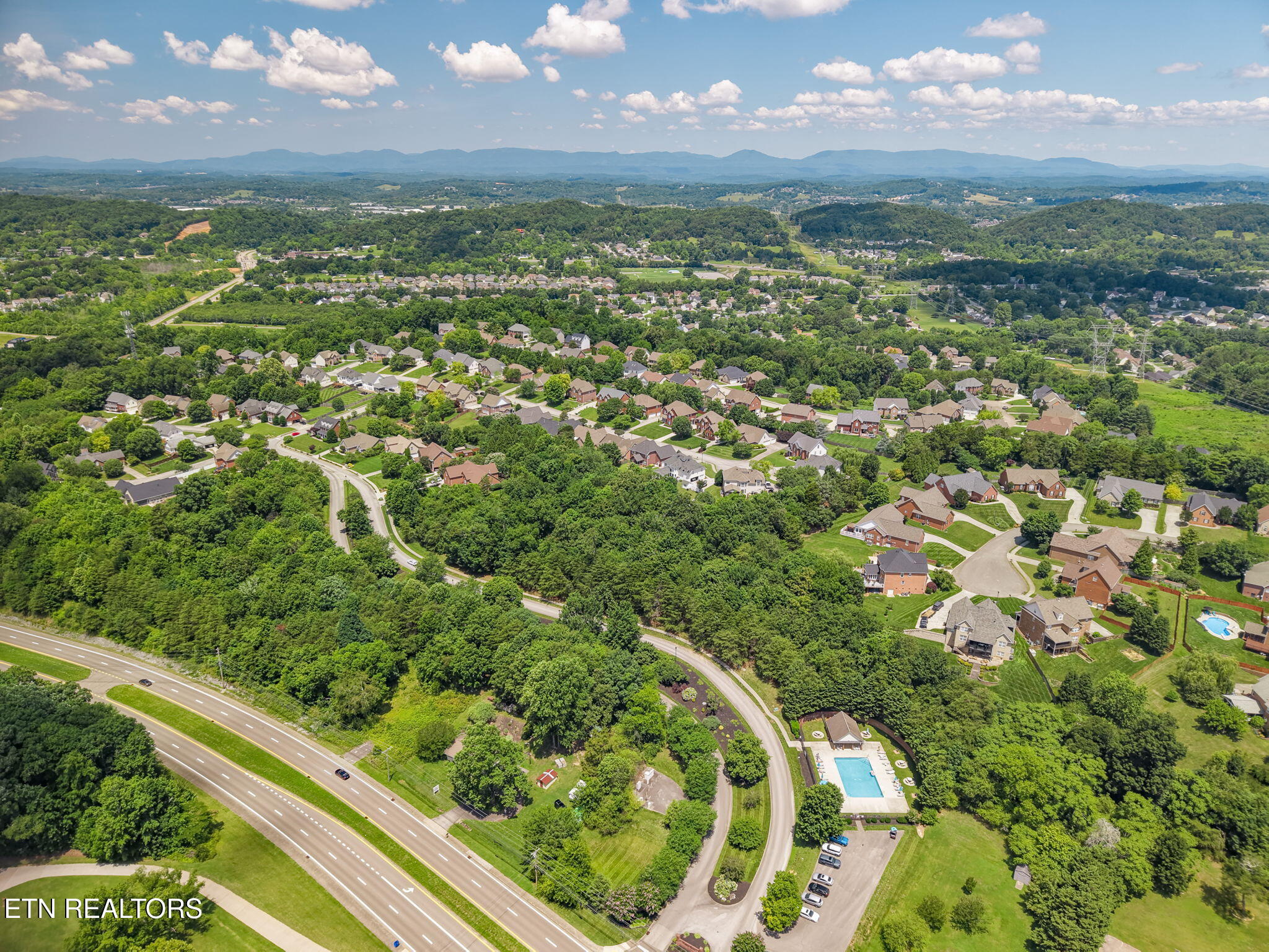 9501 Hickory Knoll Lane Knoxville TN 37931