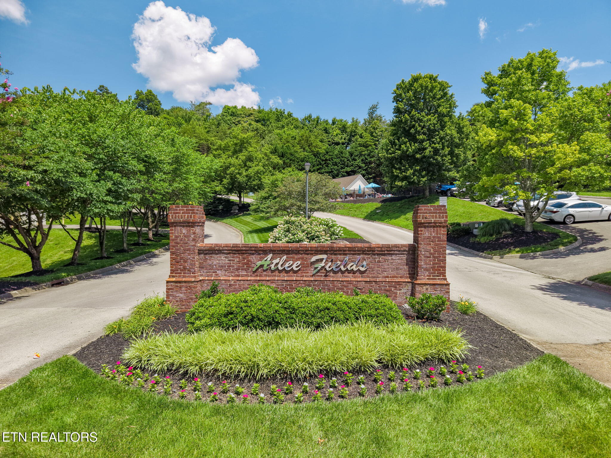 9501 Hickory Knoll Lane Knoxville TN 37931